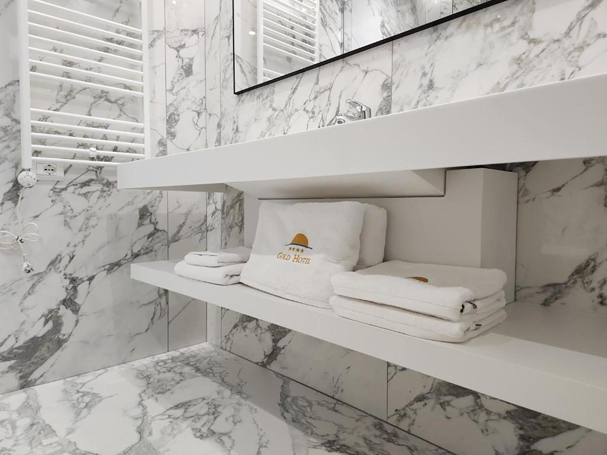 Superior Family Suite with Balcony and Sea View