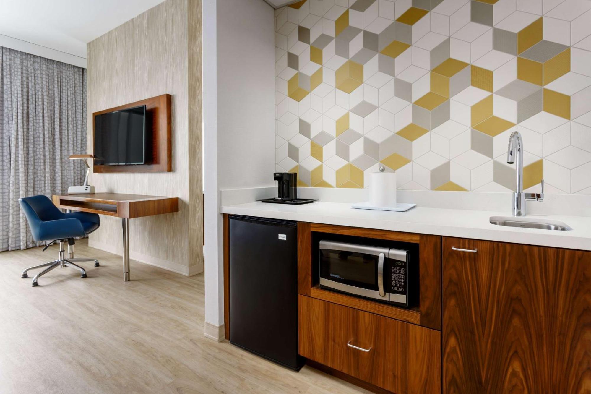 Suite Estudio amplia con 1 cama extragrande - para no fumadores
