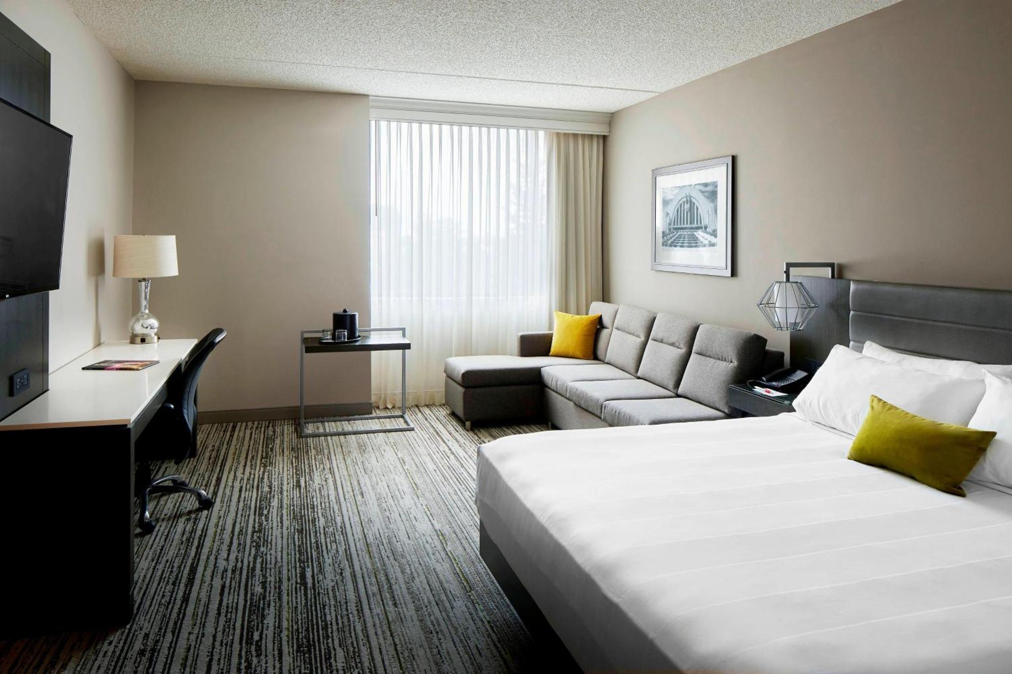 King Room with Sofa Bed