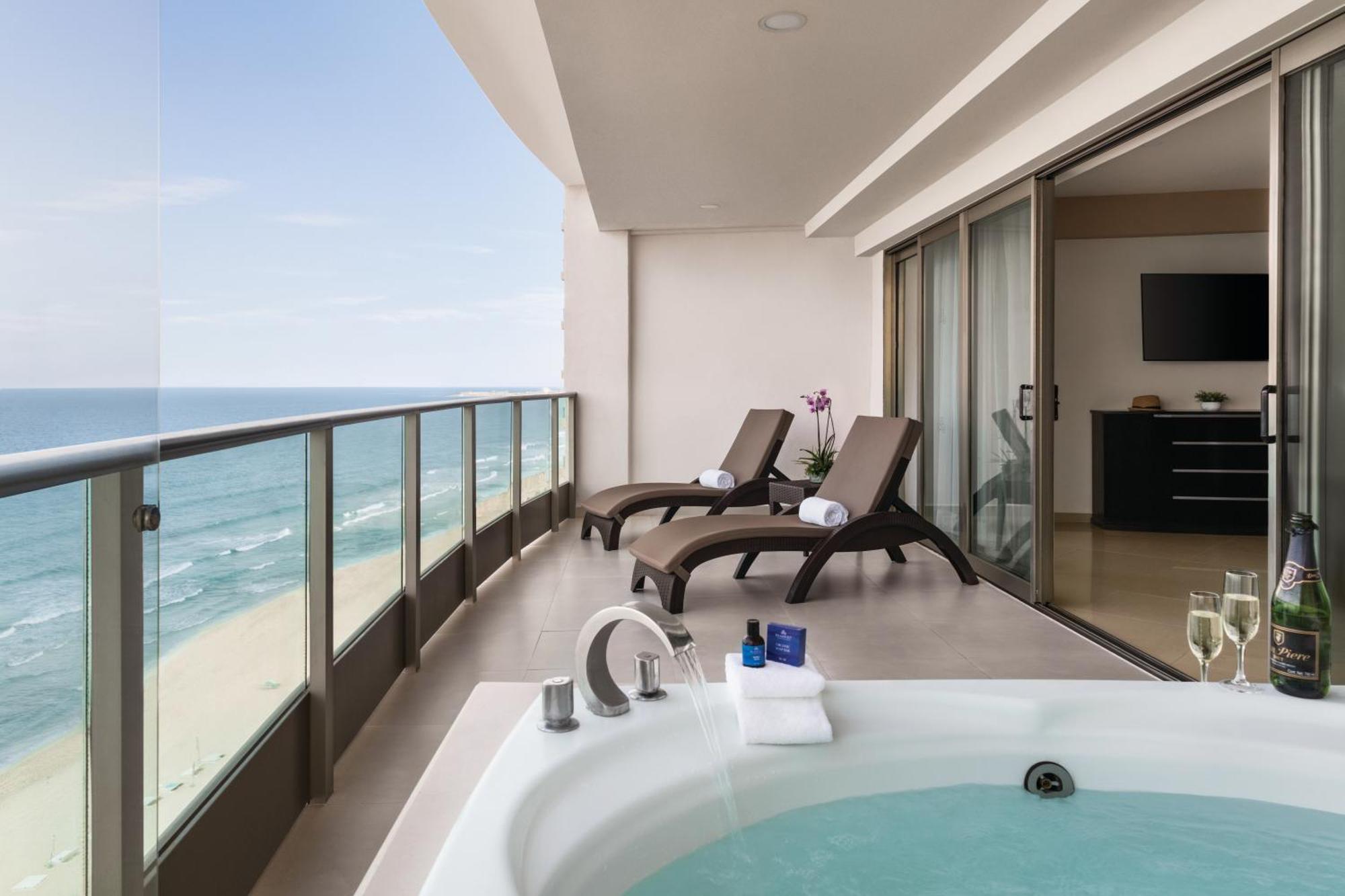 Suite frente al mar - 2 camas dobles - Solo adultos