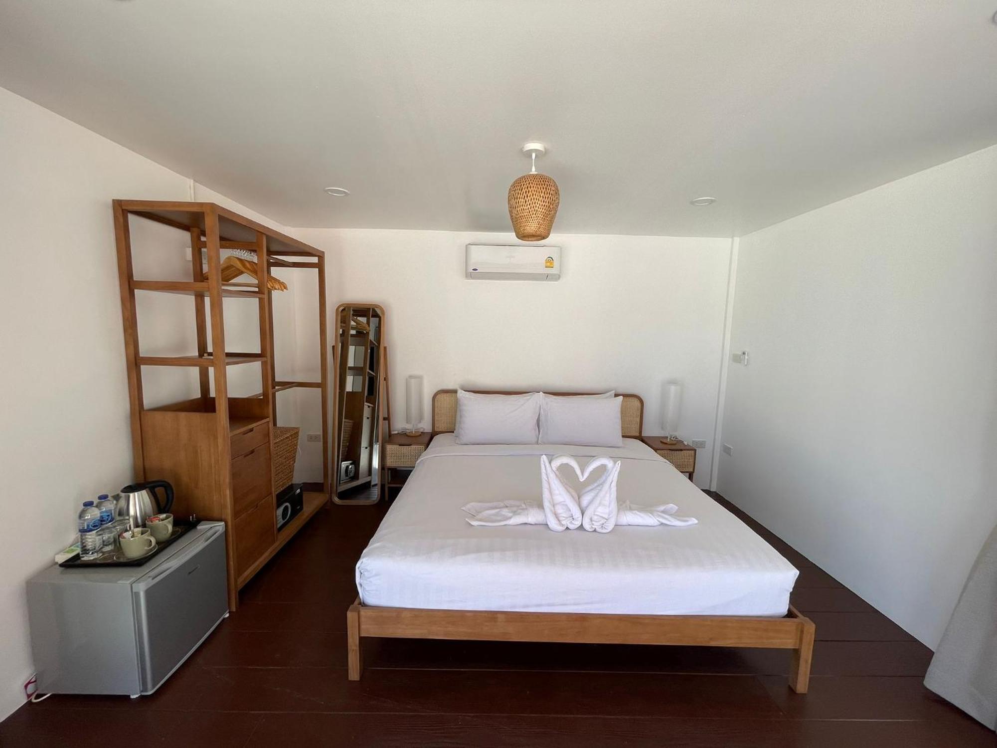 Deluxe Doppelzimmer mit seitlichem Meerblick