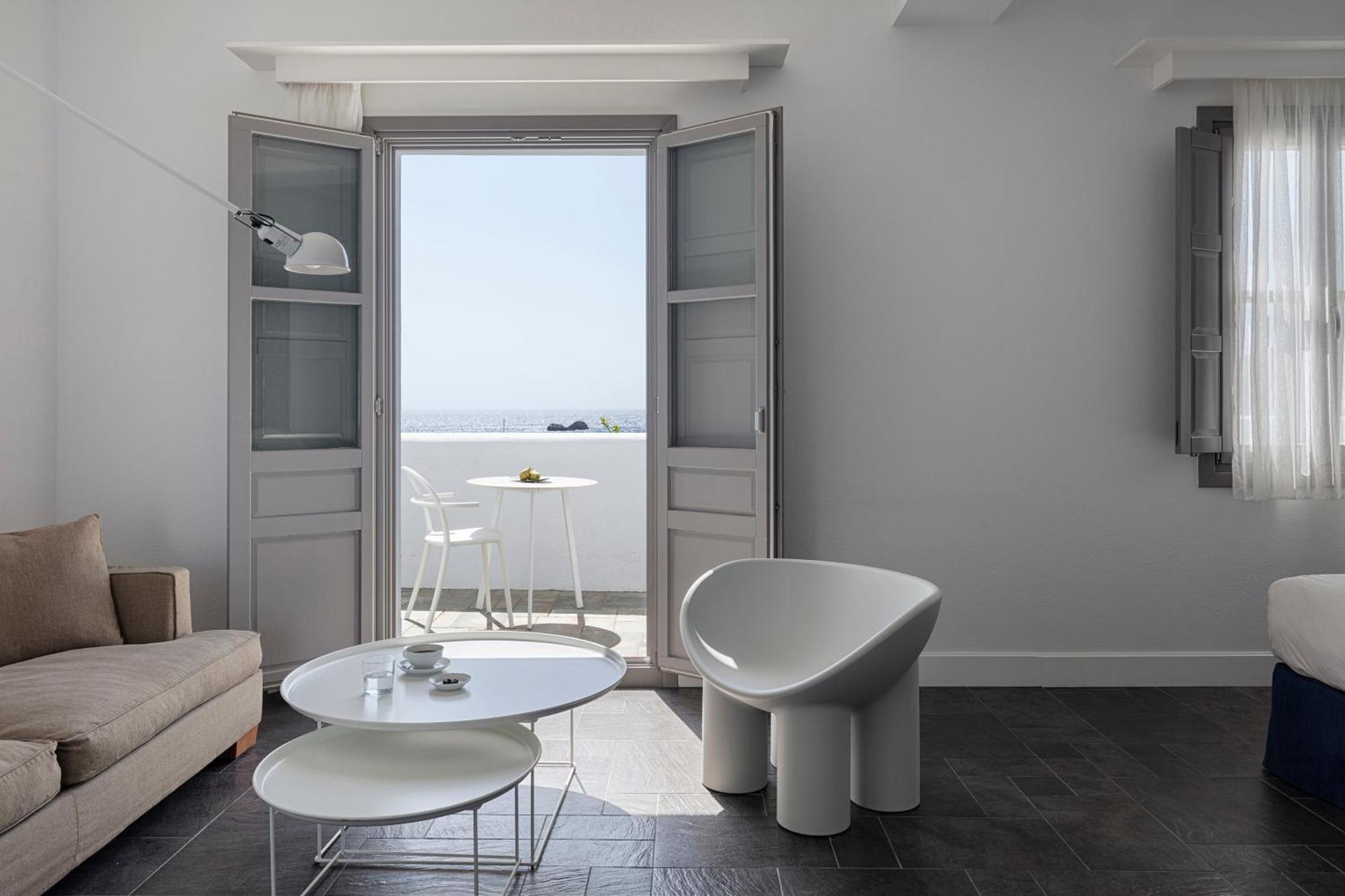 Elegant Sea View Room