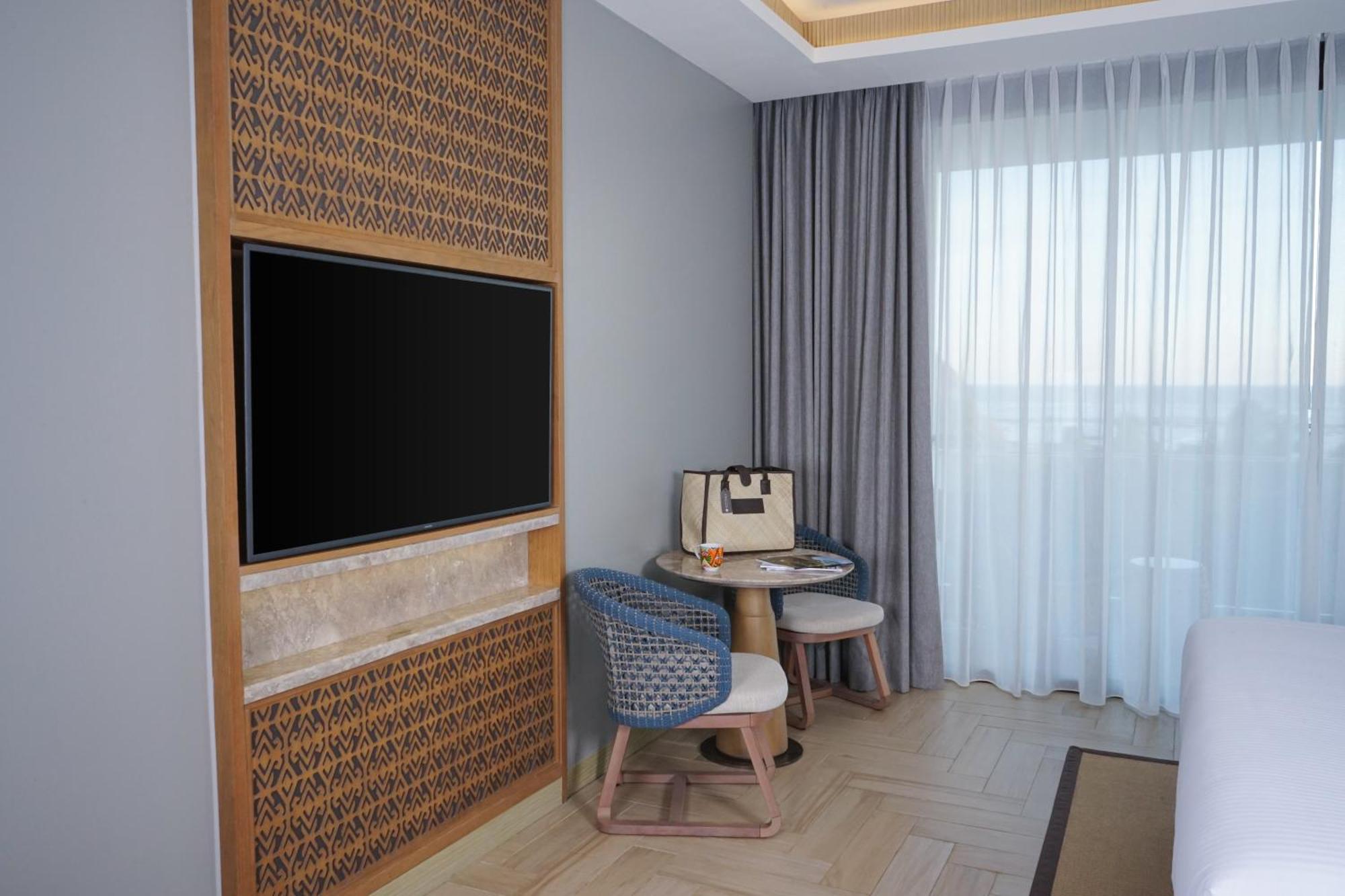 Deluxe Zweibettzimmer mit Balkon und Meerblick