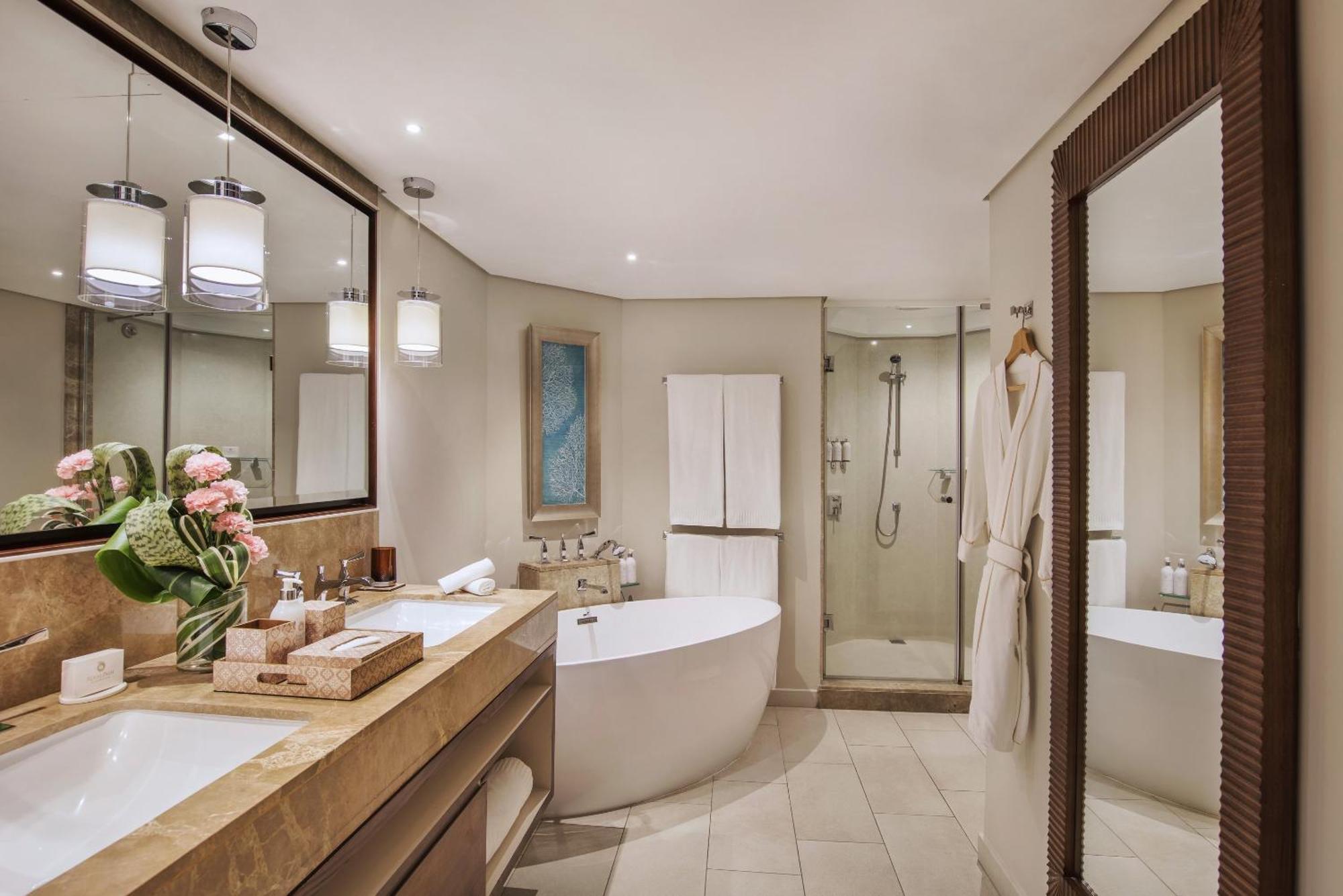 Grand Bay Suite,1550785822:JPEG