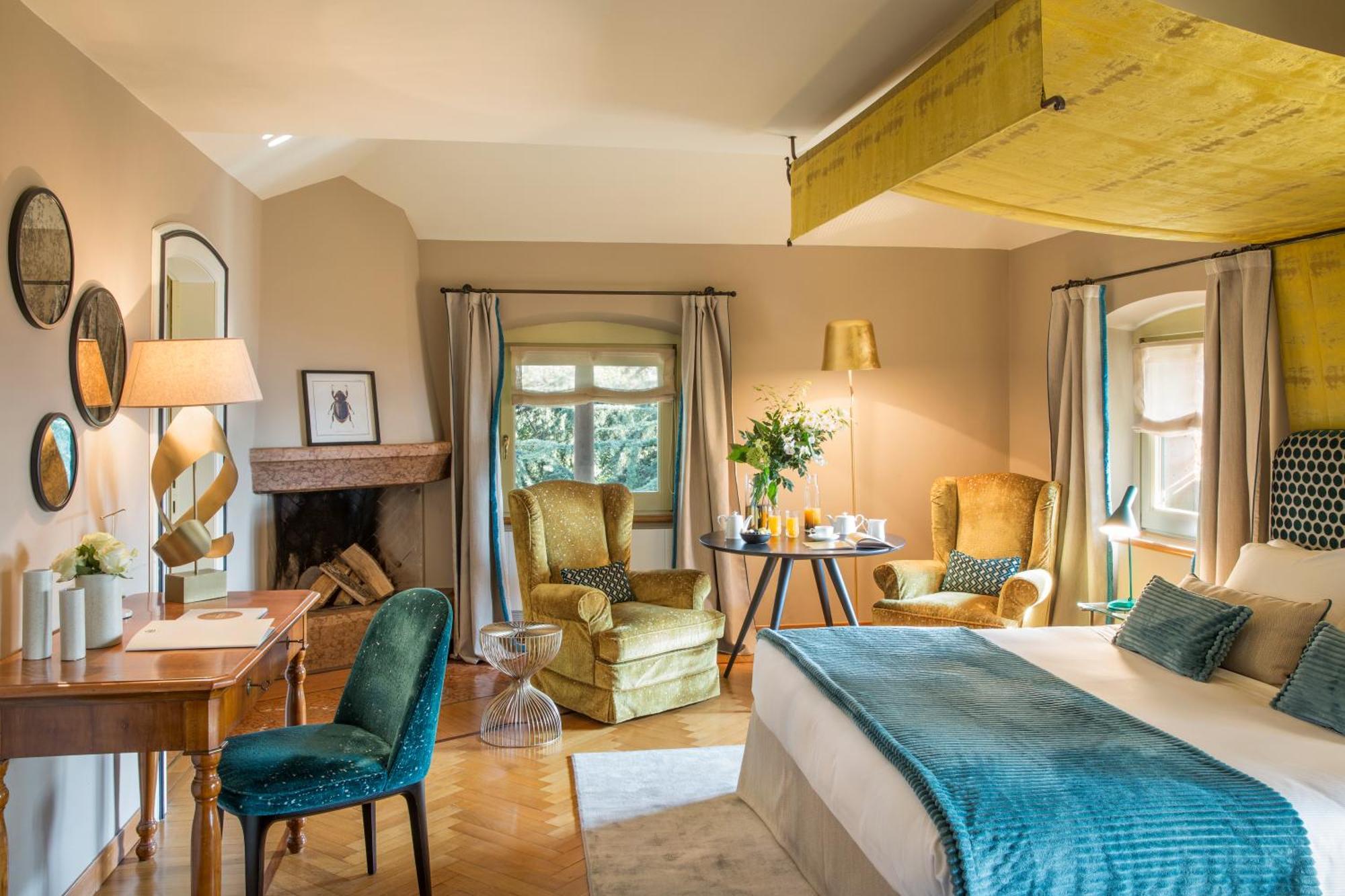 Deluxe Double or Twin Room