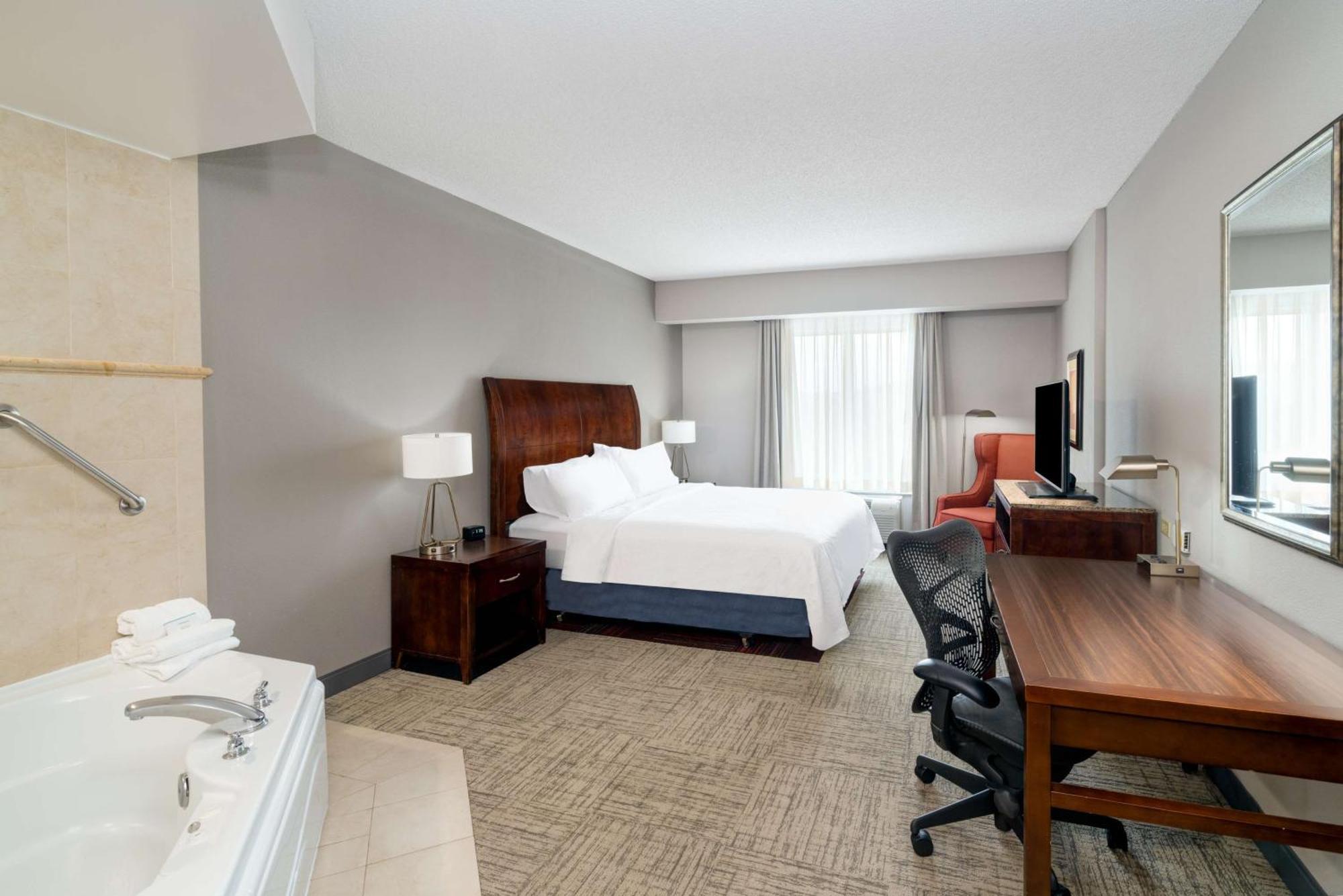 King Room with Whirlpool