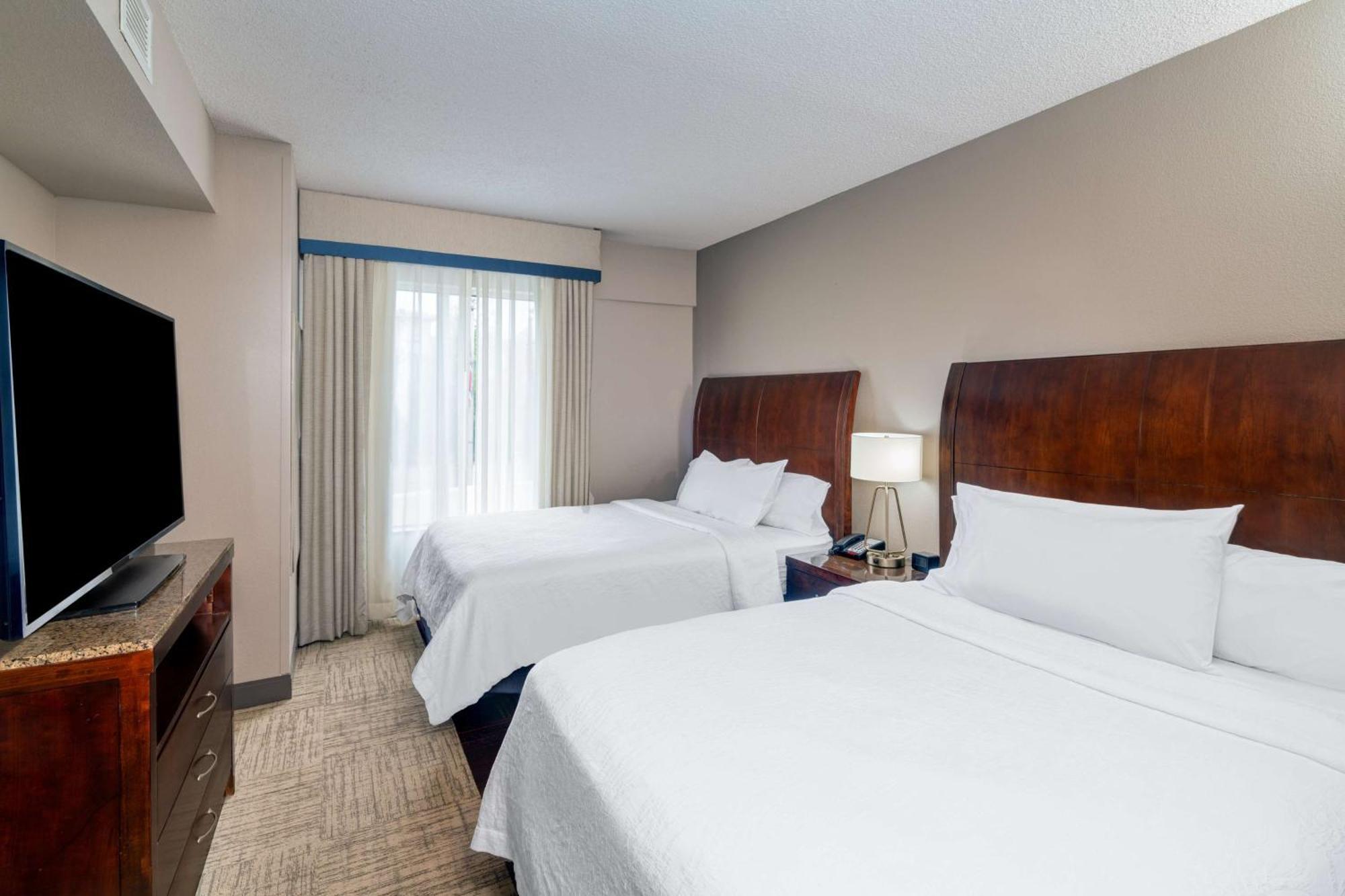 One-Bedroom Queen Suite with Two Queen Beds