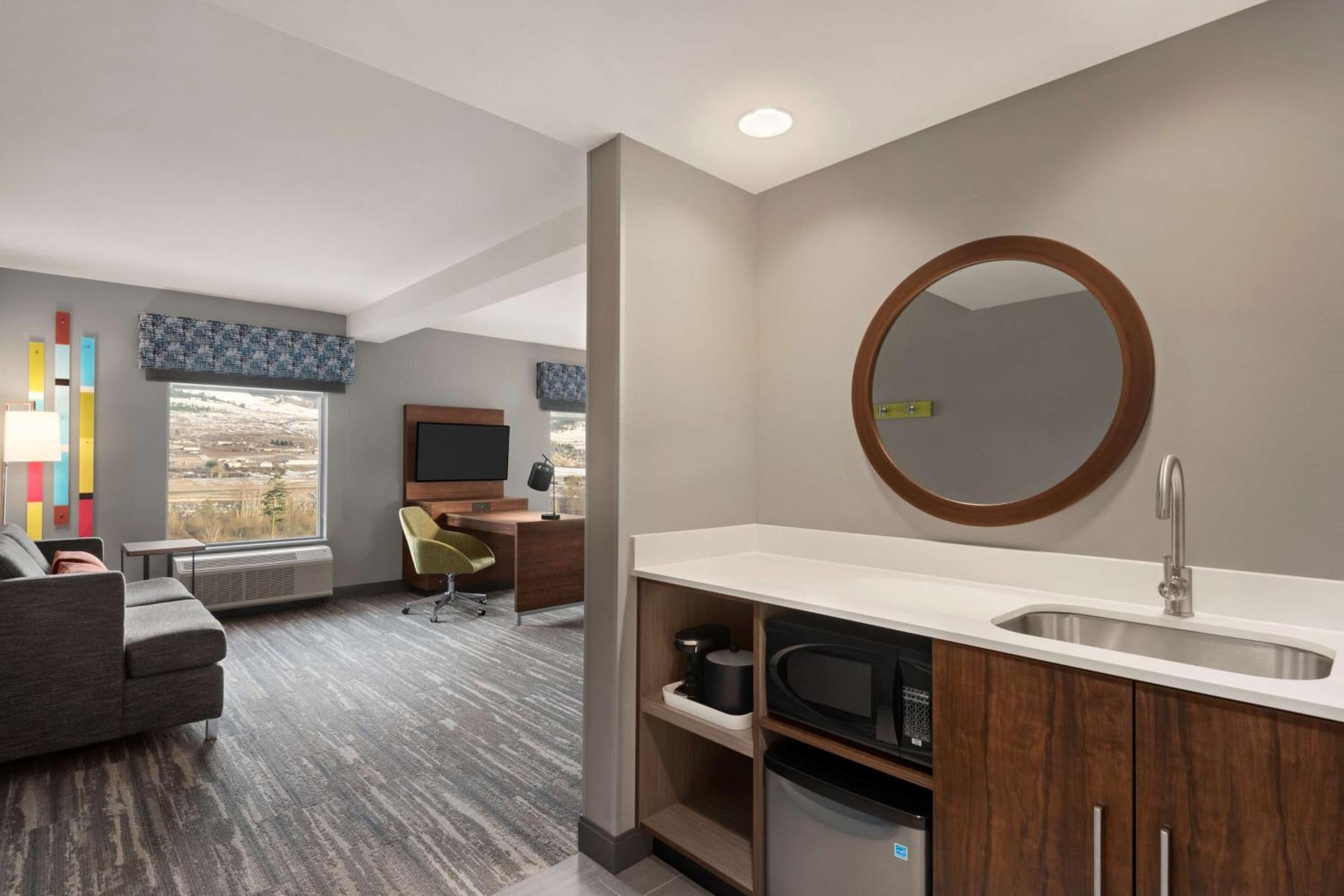 Queen Studio Suite with Two Queen Beds - Non-Smoking