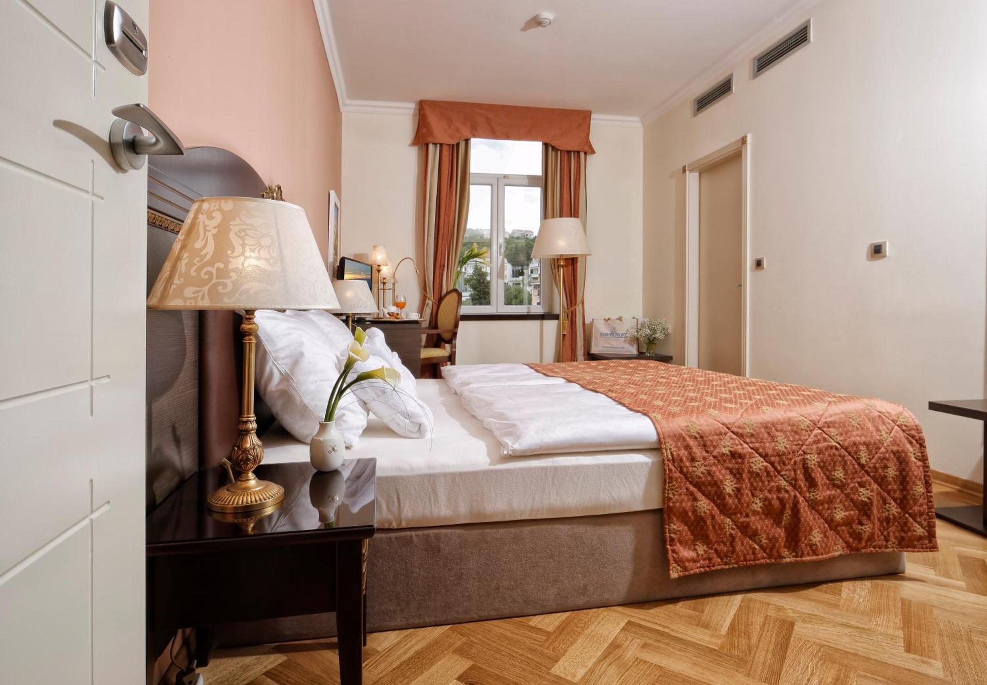 Double Room,1674699185:JPEG