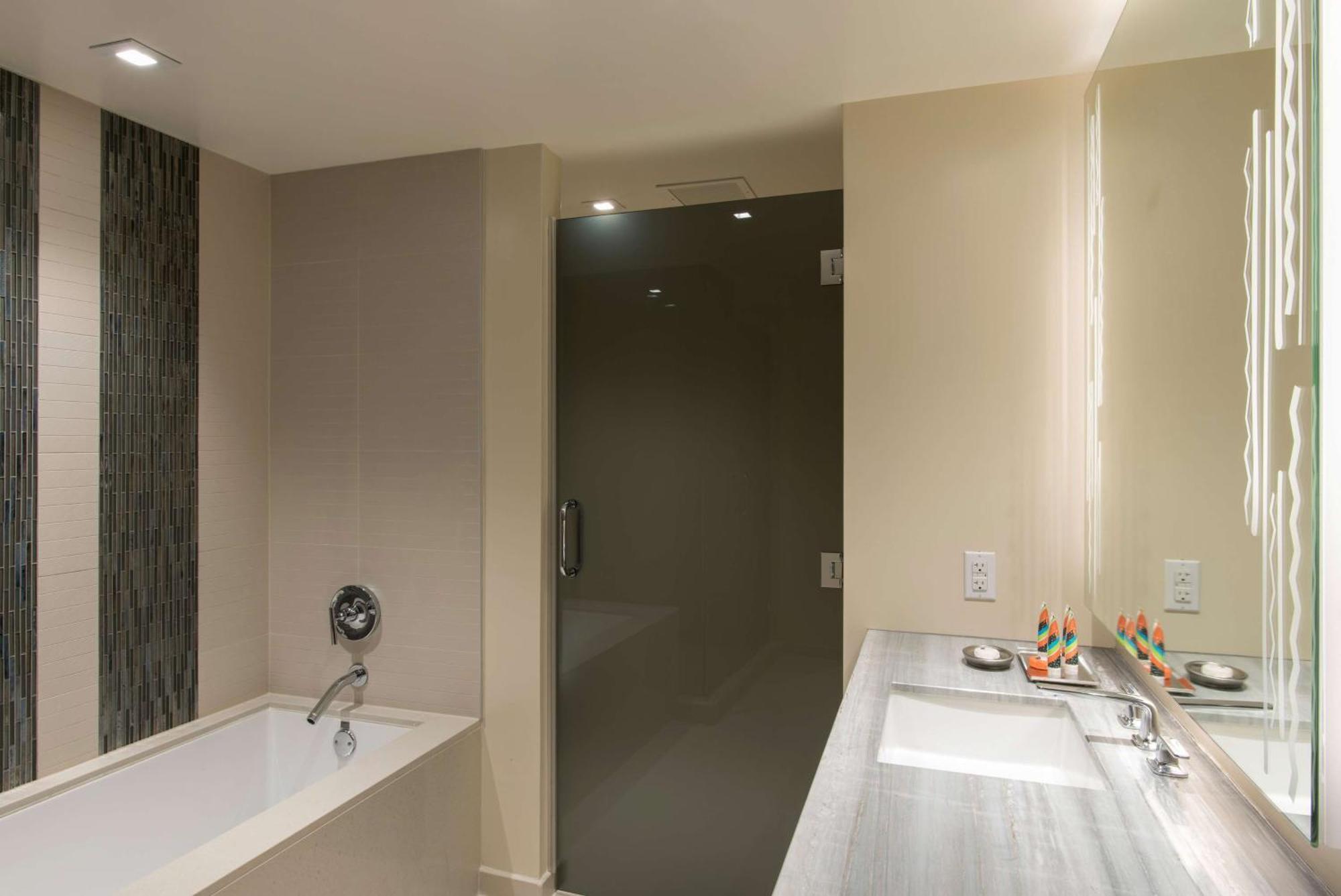 One-Bedroom Suite Two Double Beds Resort View