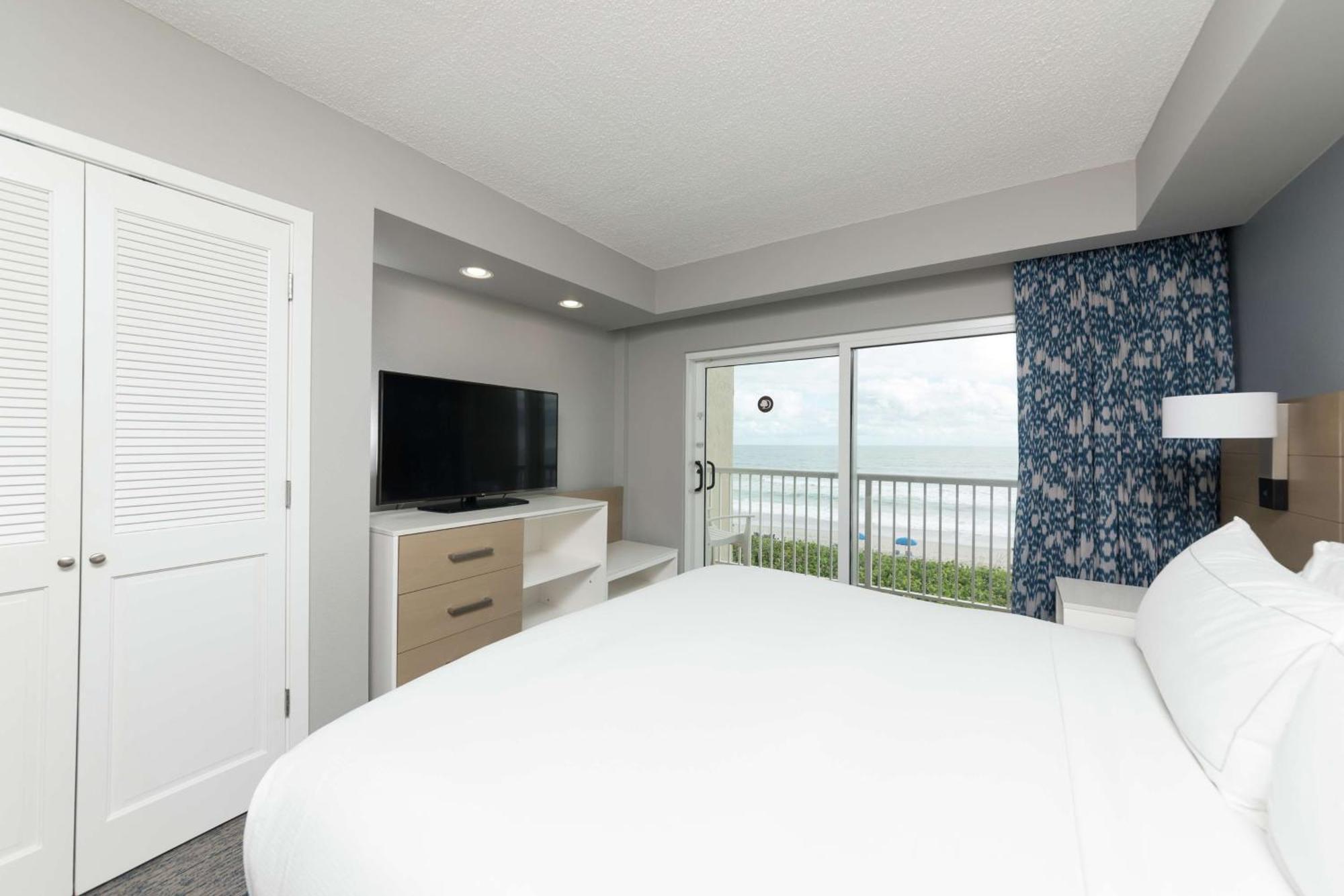Two-Room Oceanfront King Suite - High Floor