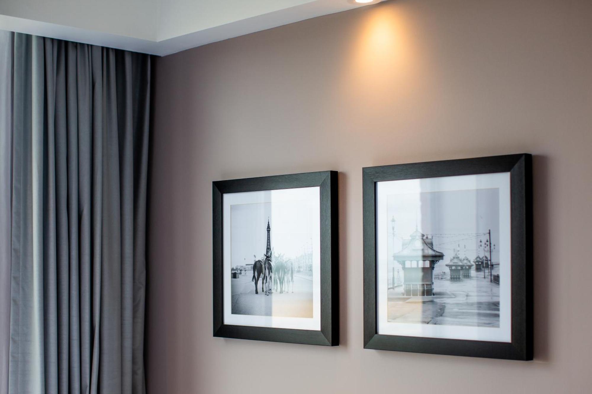 Double Room with Two Double Beds - Non-Smoking
