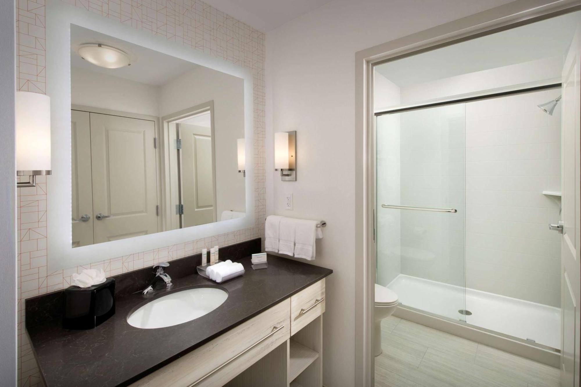 Suite Deluxe con cama extragrande para no fumadores
