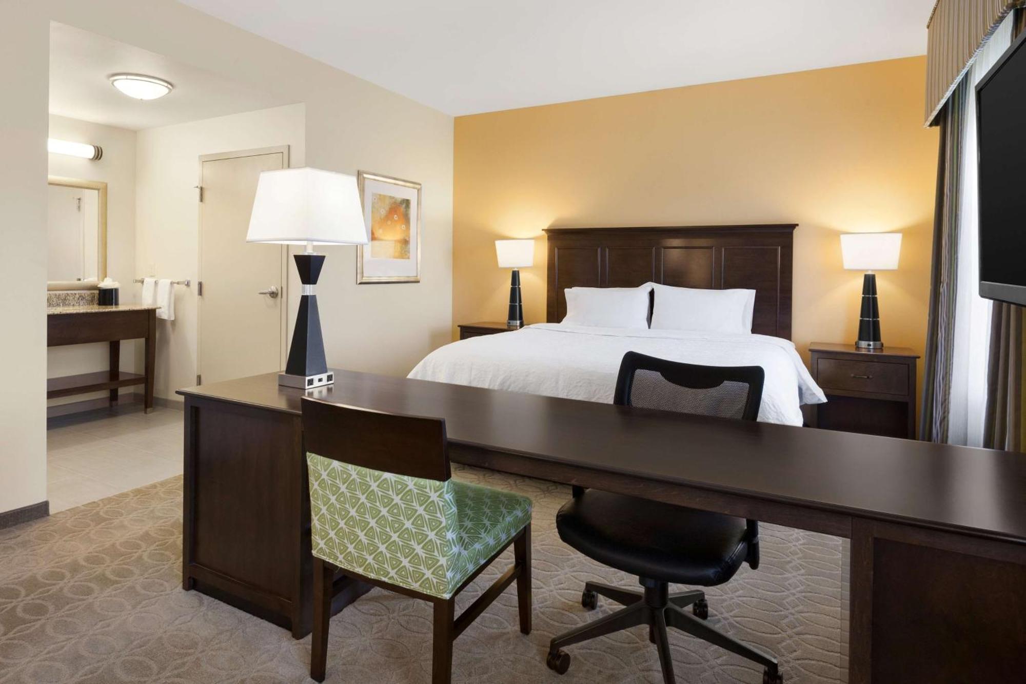 Suite Estudio con cama extragrande - No fumadores