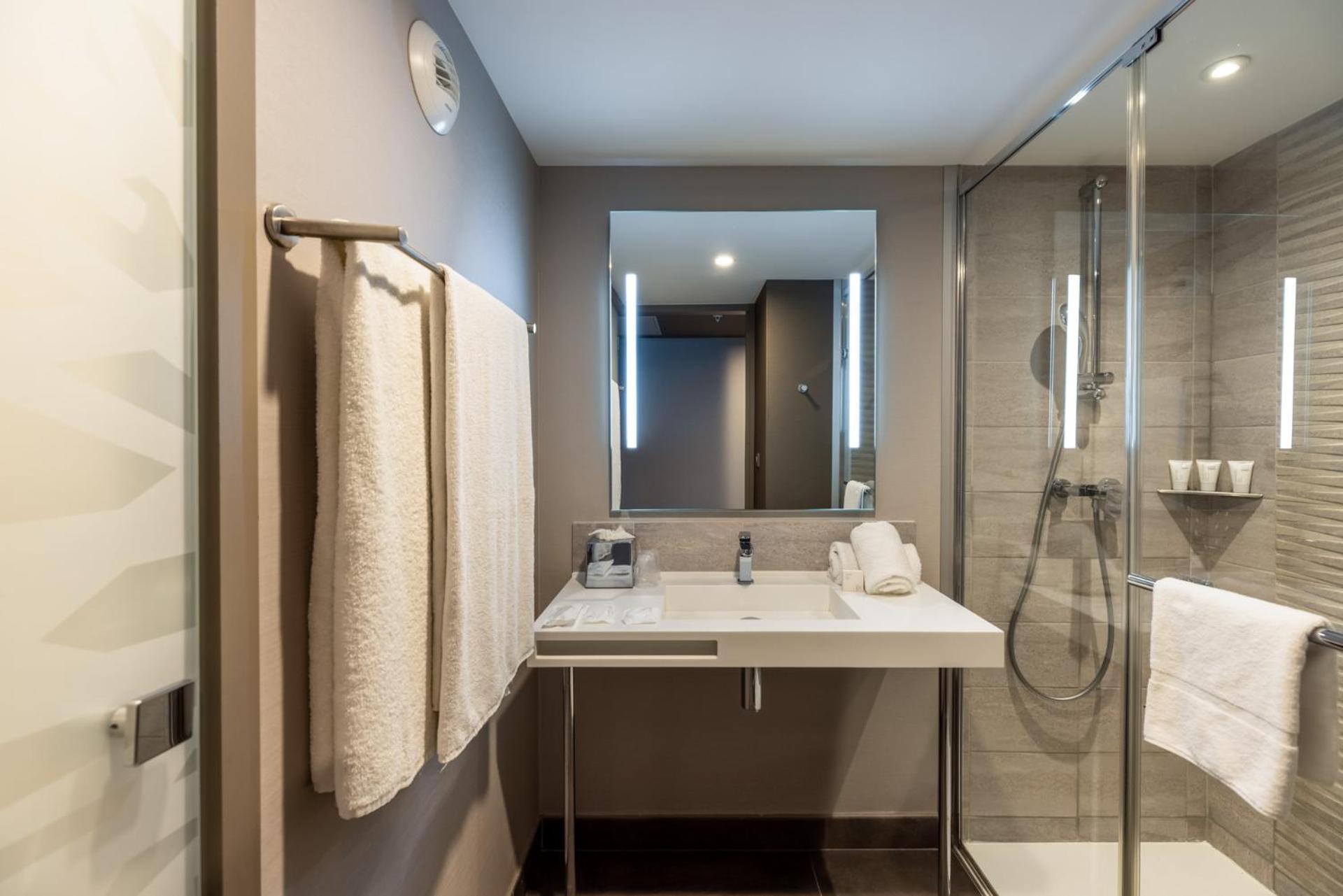 Superior Double or Twin Room,1553729041:JPEG