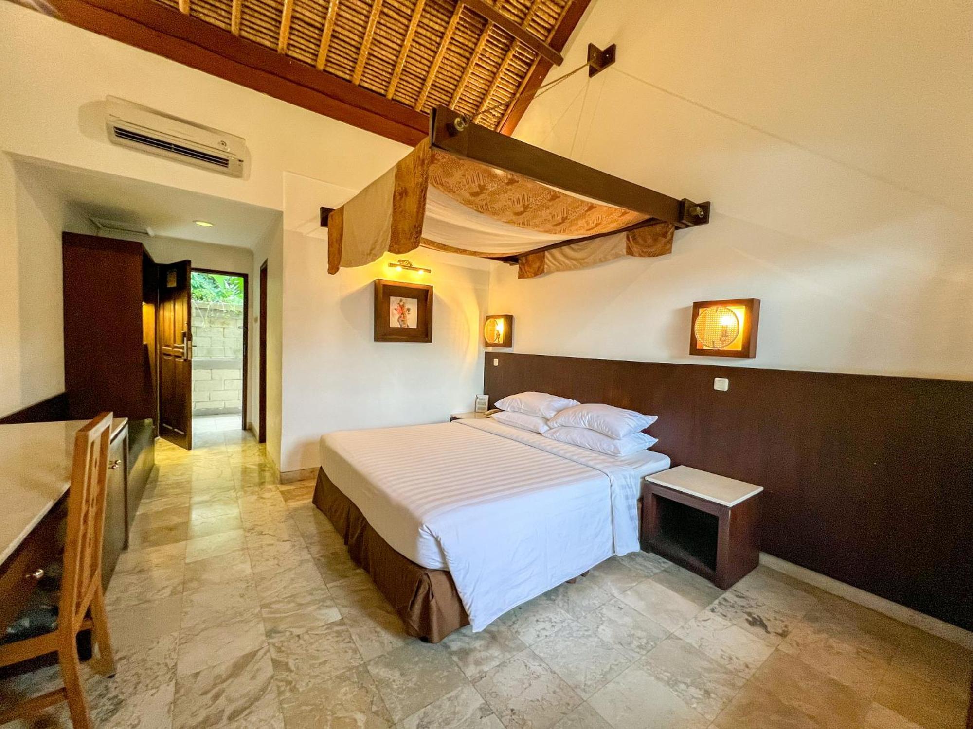 Habitación Doble Deluxe con vistas a la piscina - 1 o 2 camas