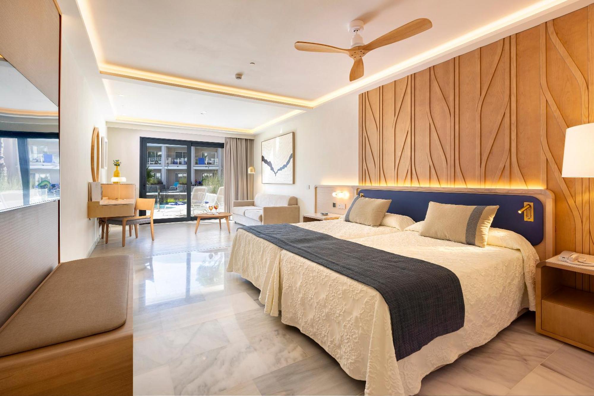 Junior Suite Private Pool