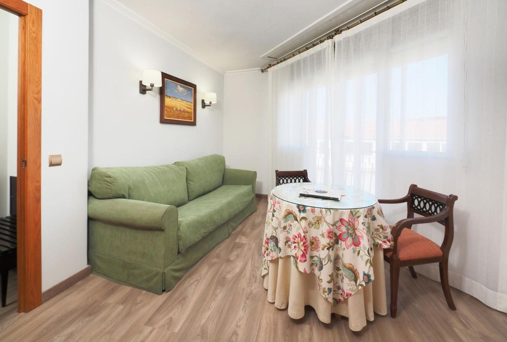 Superior Double Room Balcony,1553619961:JPEG