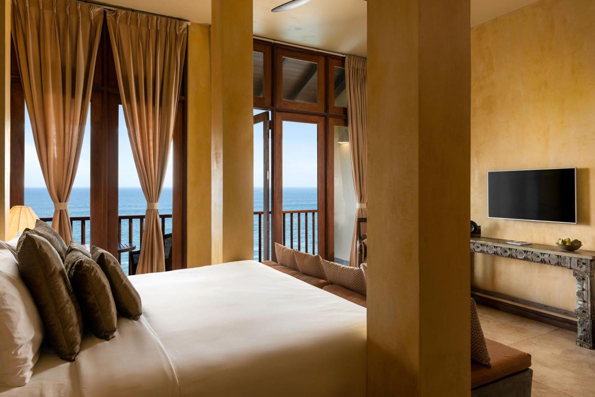 Themed Suite Plunge Pool,1553936725:JPEG