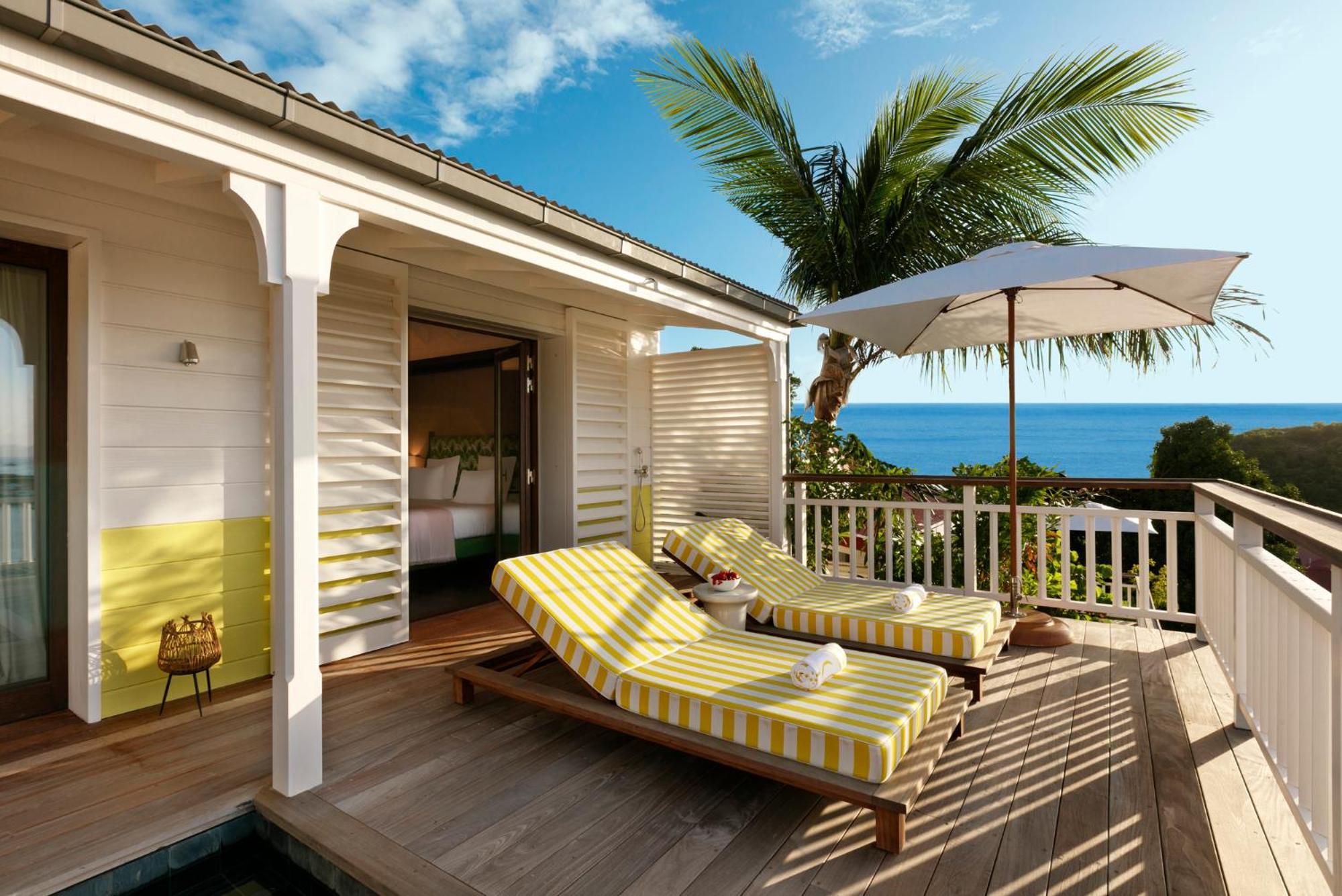 Deluxe Suite Pool Sea View