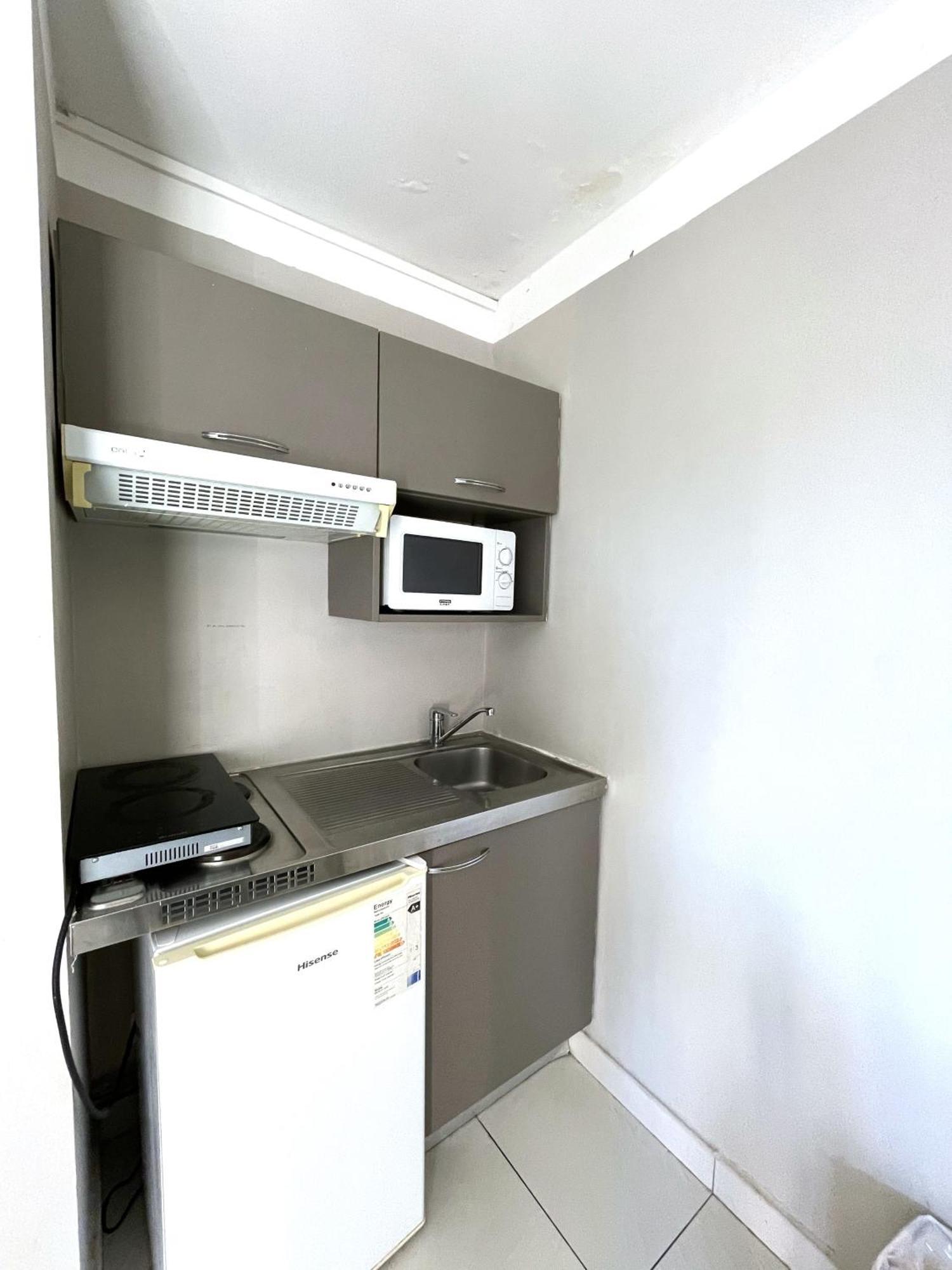 Superior One-Bedroom Apartment
