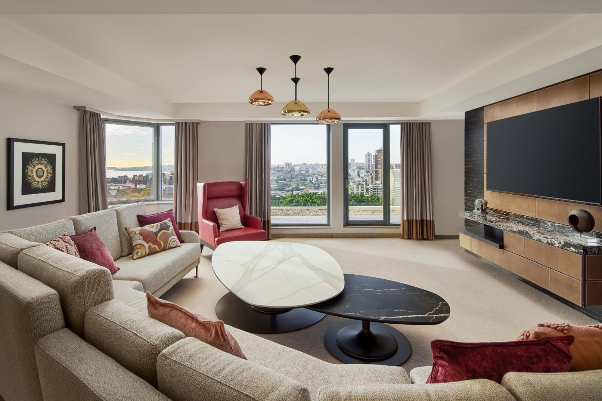 Ambassador Suite mit 1 Schlafzimmer und Zugang zur Club Lounge