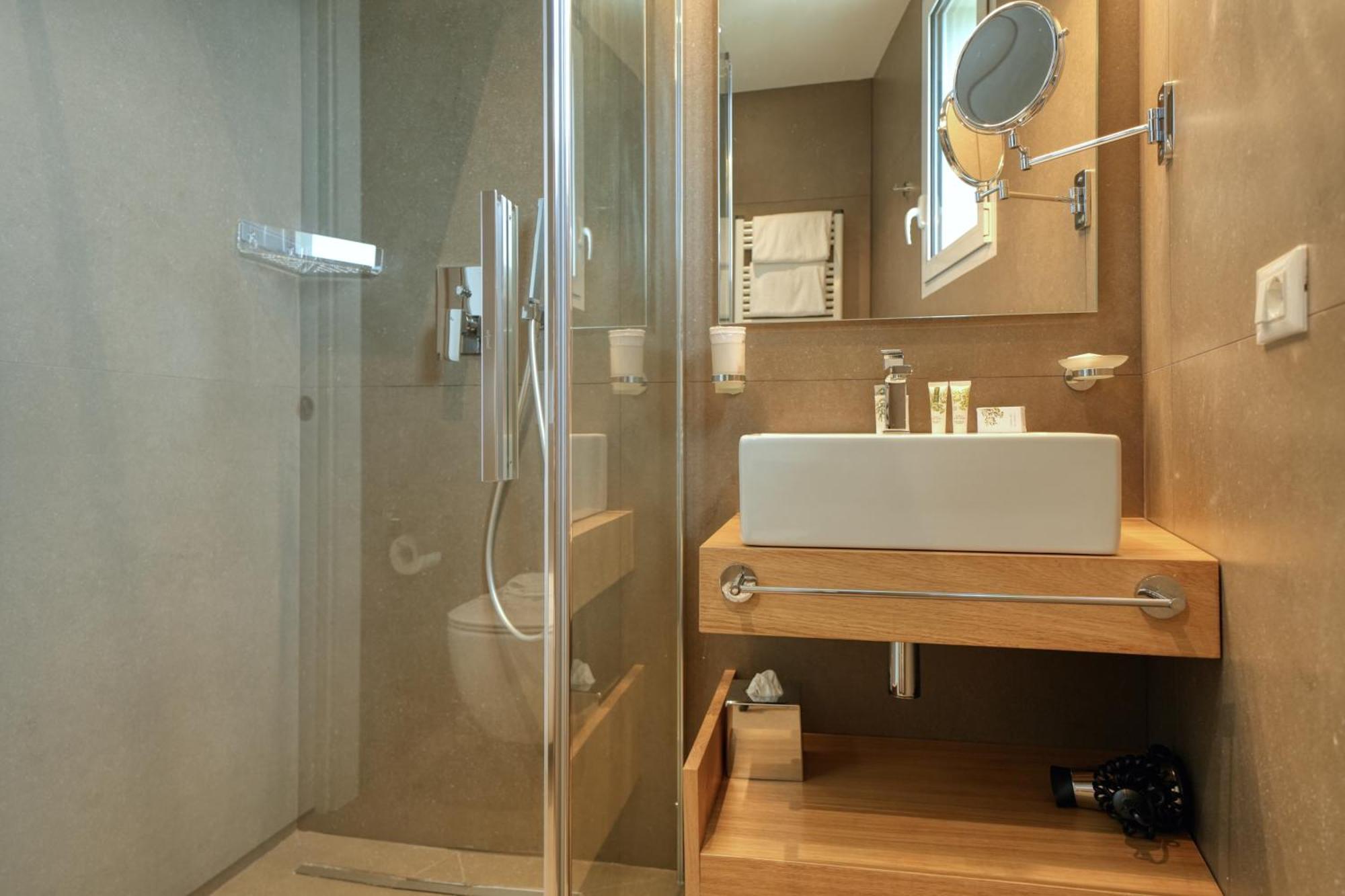 Deluxe Suite,1566945632:JPEG