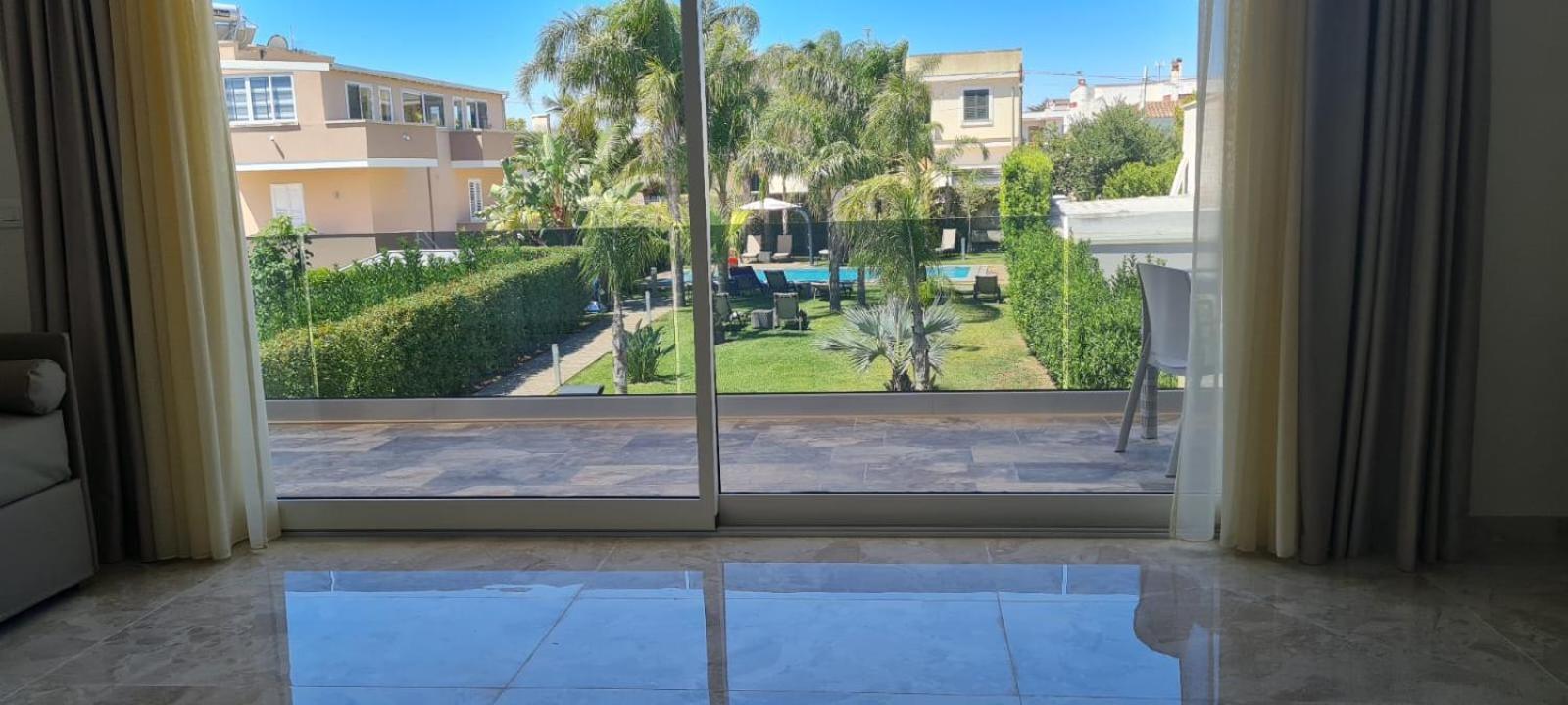 Junior Suite mit Poolblick