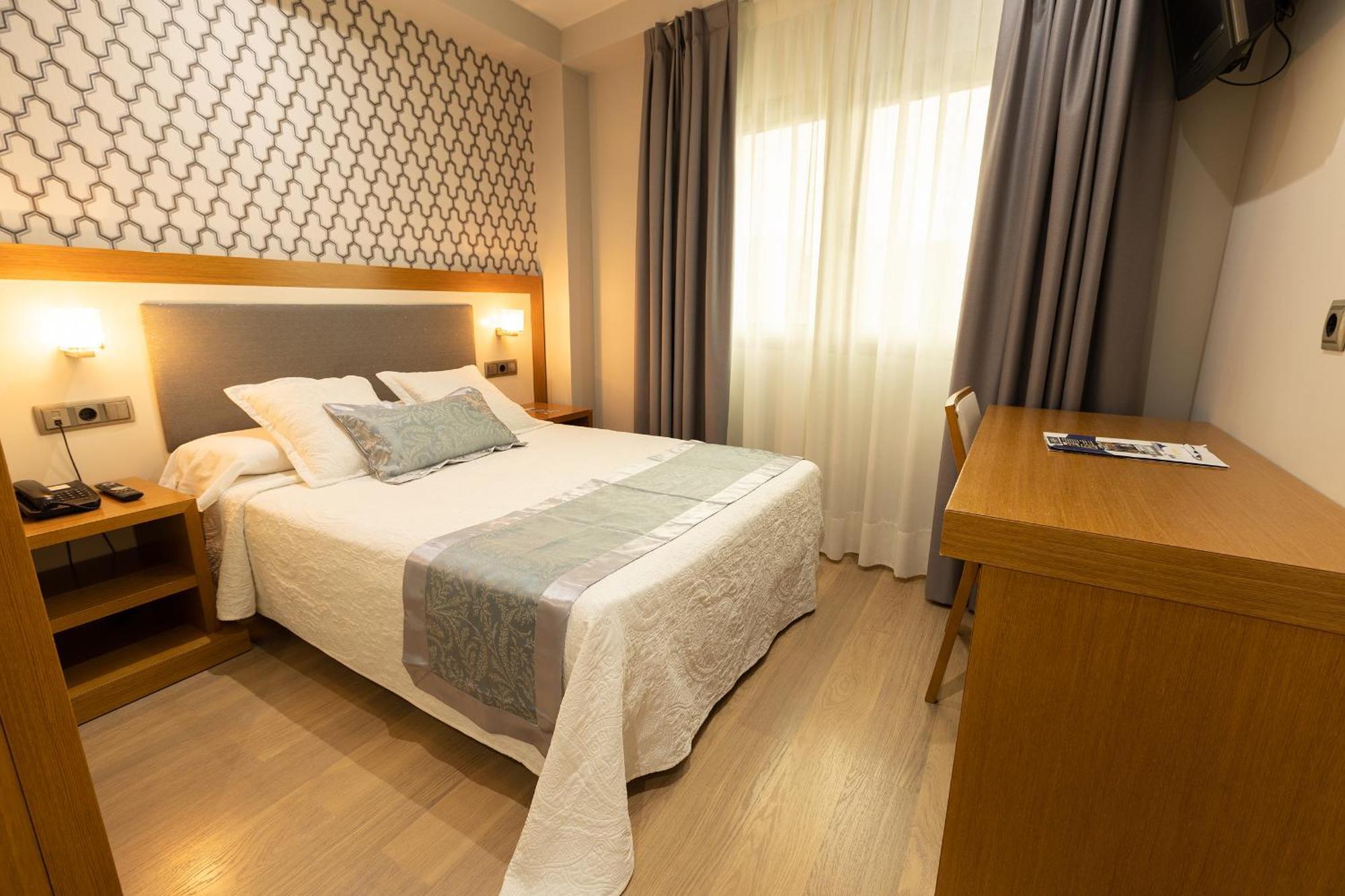 Single Room,1556010733:JPEG