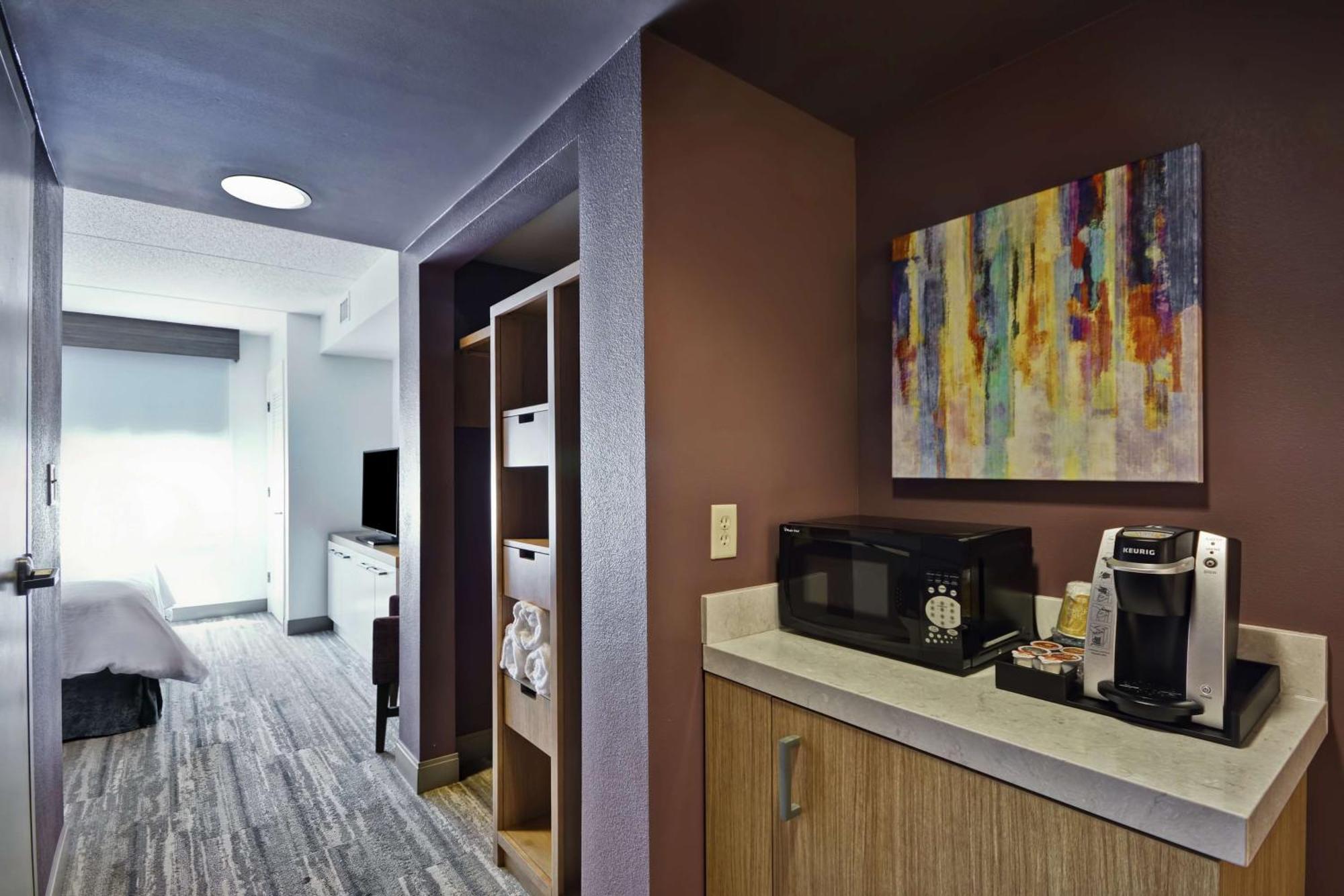 Junior Suite mit Kingsize-Bett und Sitzbereich