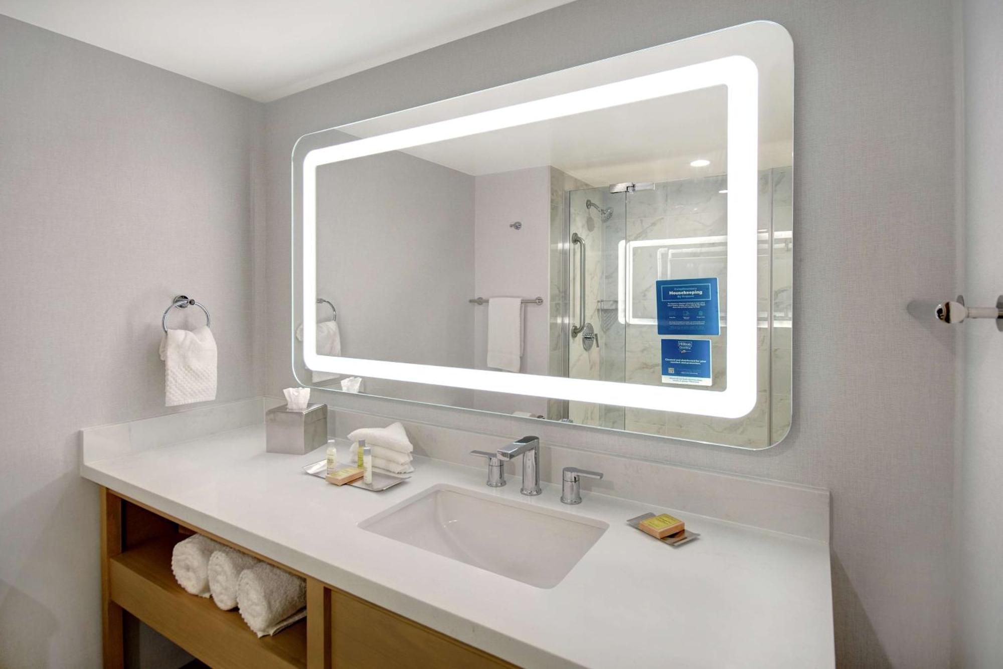 Habitación con cama extragrande - Planta superior