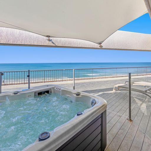 Penthouse 16
