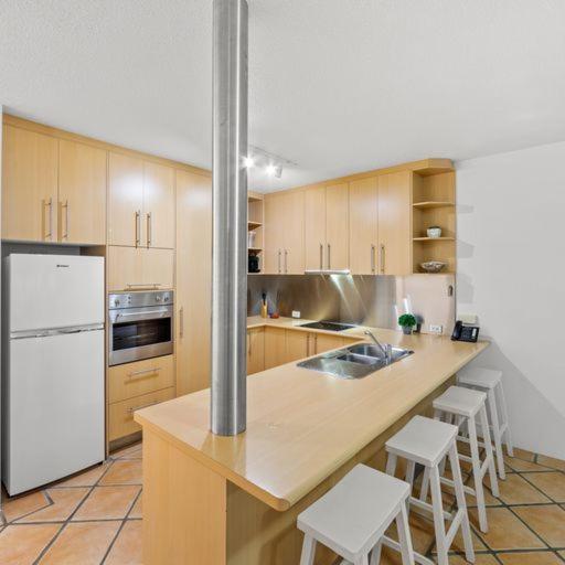 Two Bedroom Ocean View Level 2 Unit 06