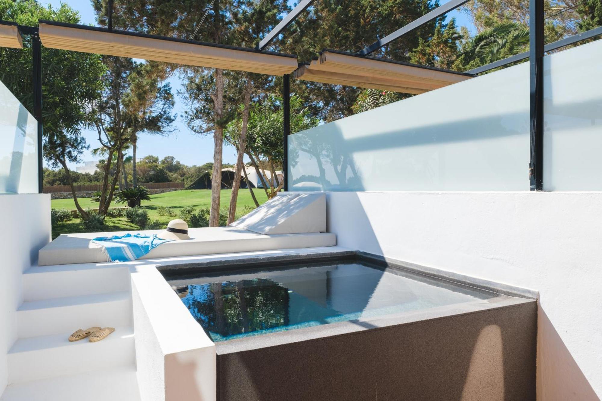 Double Room Garden View & Private Pool