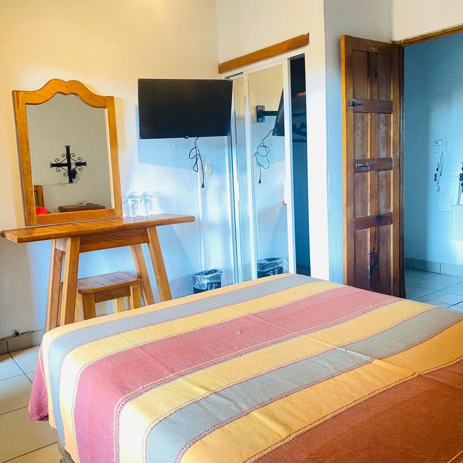 Standard Double Room,1559668207:JPEG