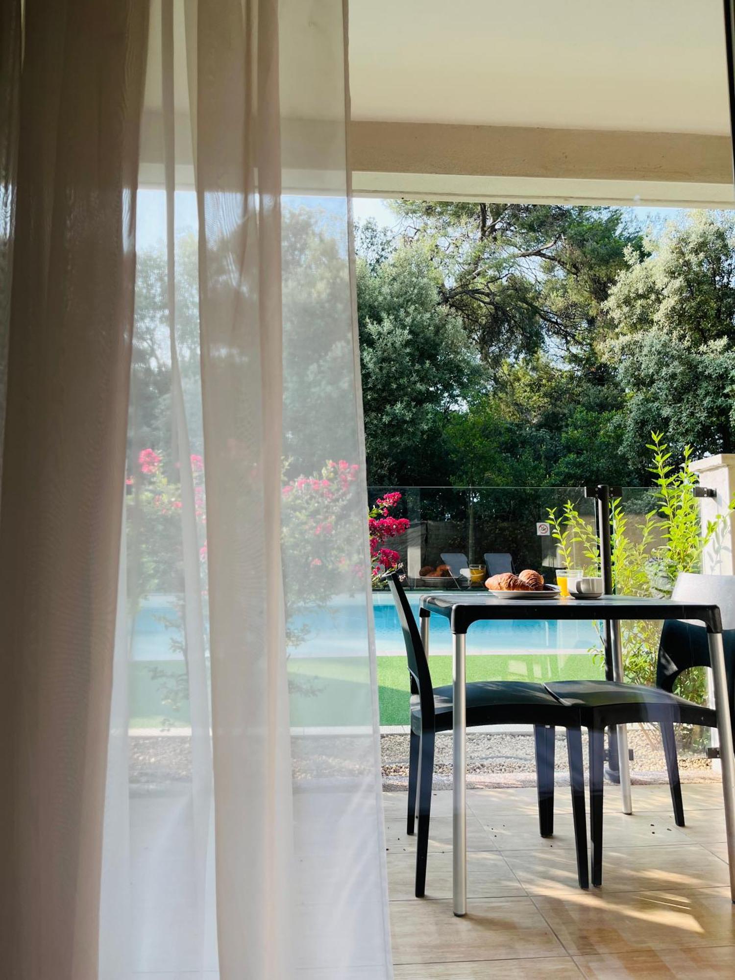 Superior Tweepersoonskamer met Terras en Keuken