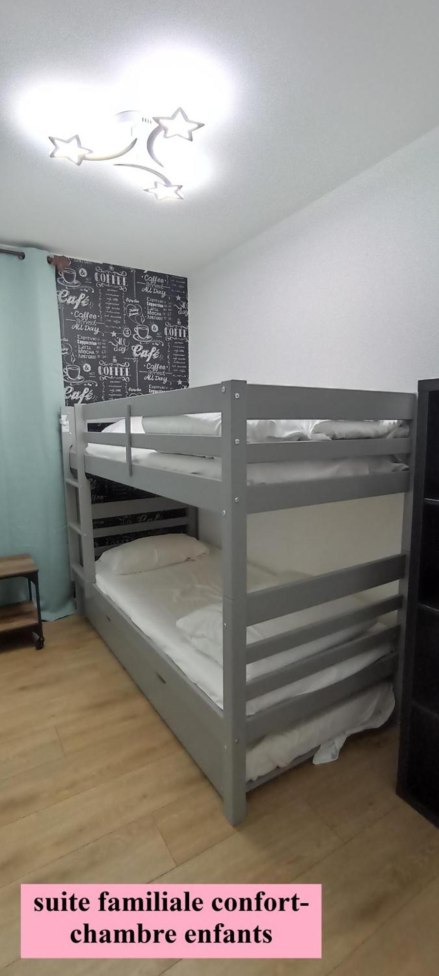 Deluxe Family Suite