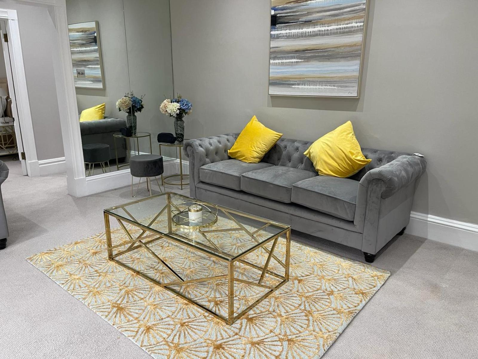 Superior Maisonette