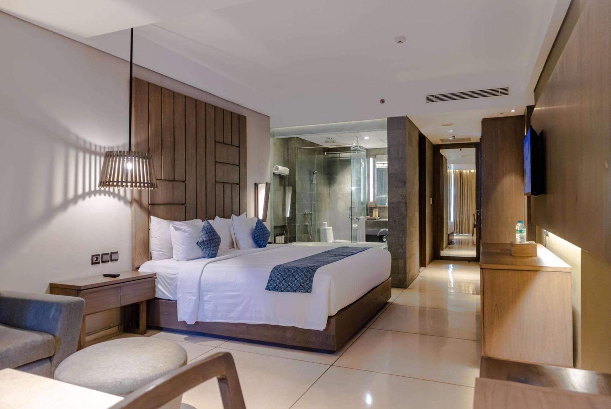 Deluxe King Room,1563399445:JPEG