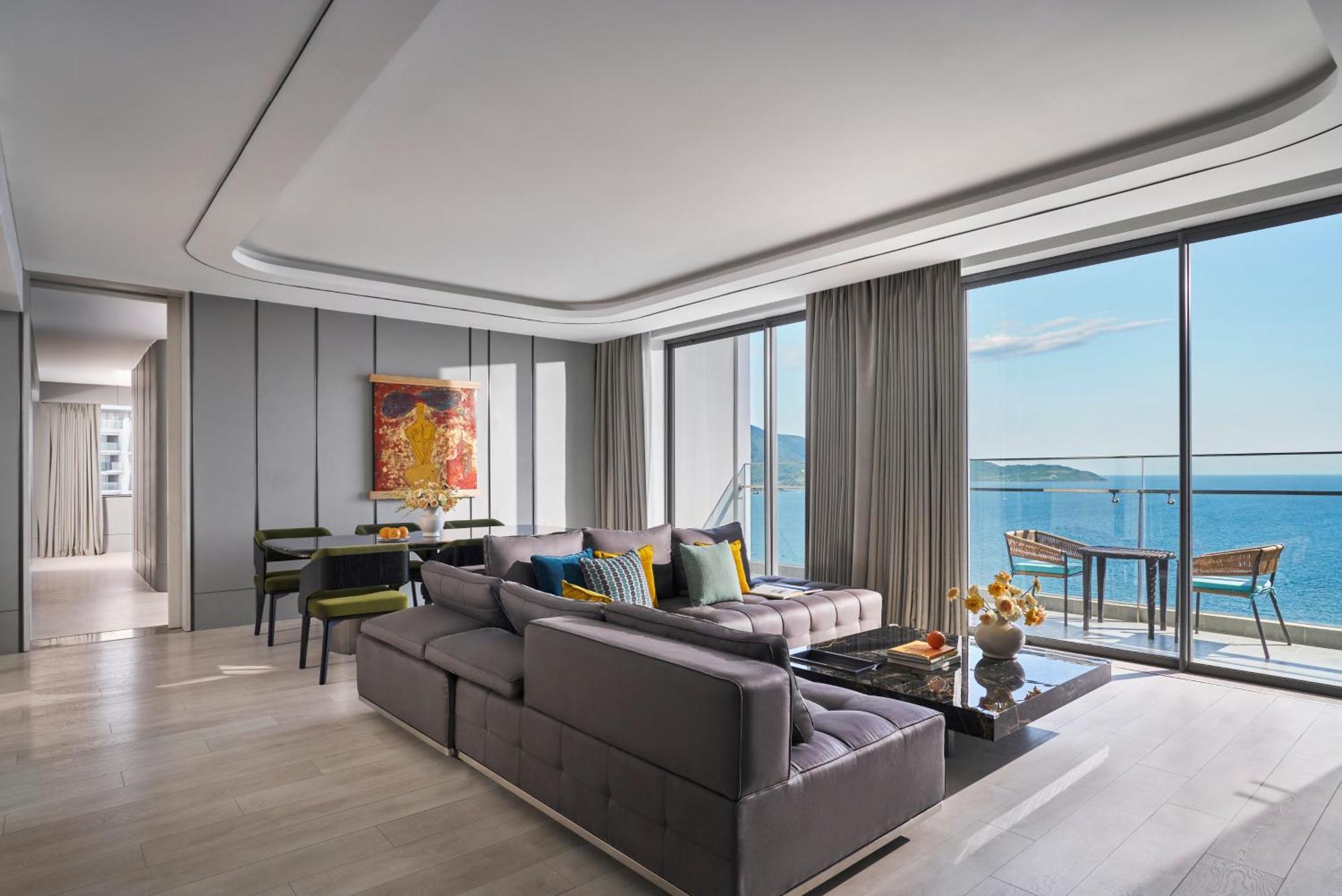 Ma Belle Seaview Suite with Balcony