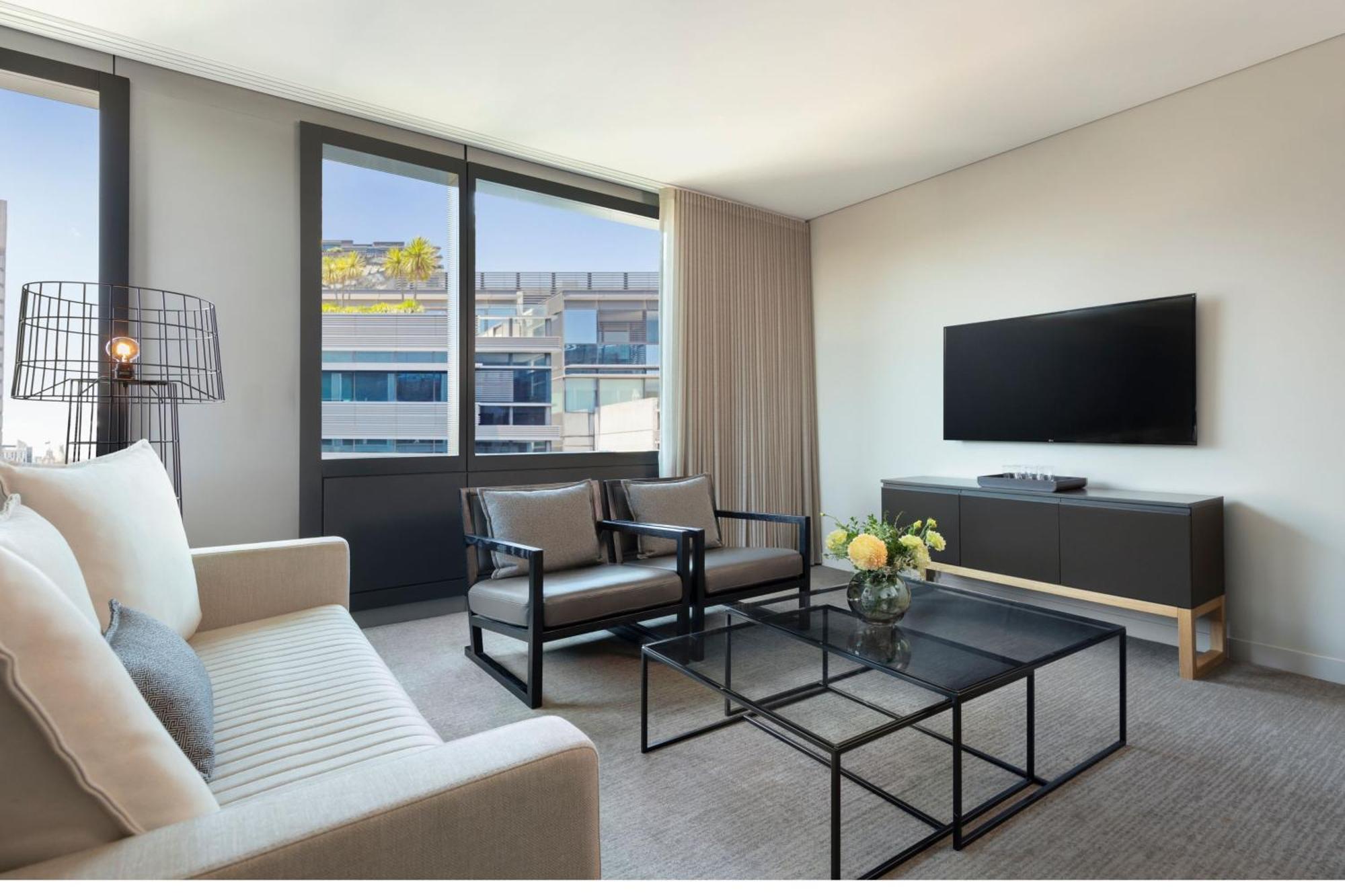 One-Bedroom Executive King Suite Sofa Bed