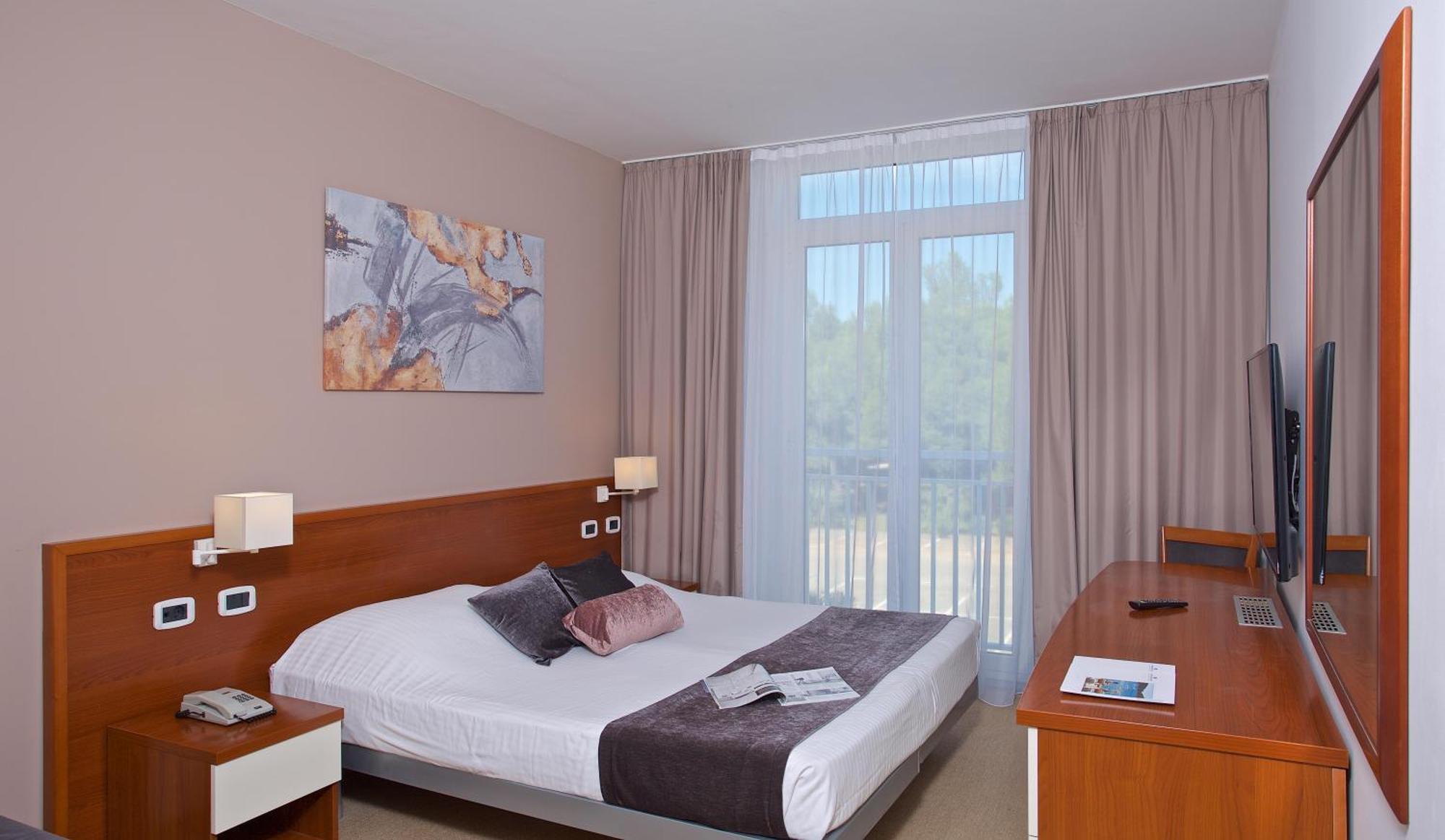 Family Suite,1566934160:JPEG