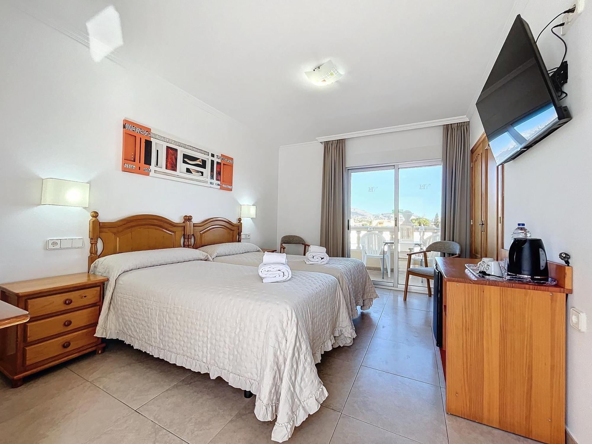 Tweepersoonskamer met 1 of 2 Bedden en Balkon