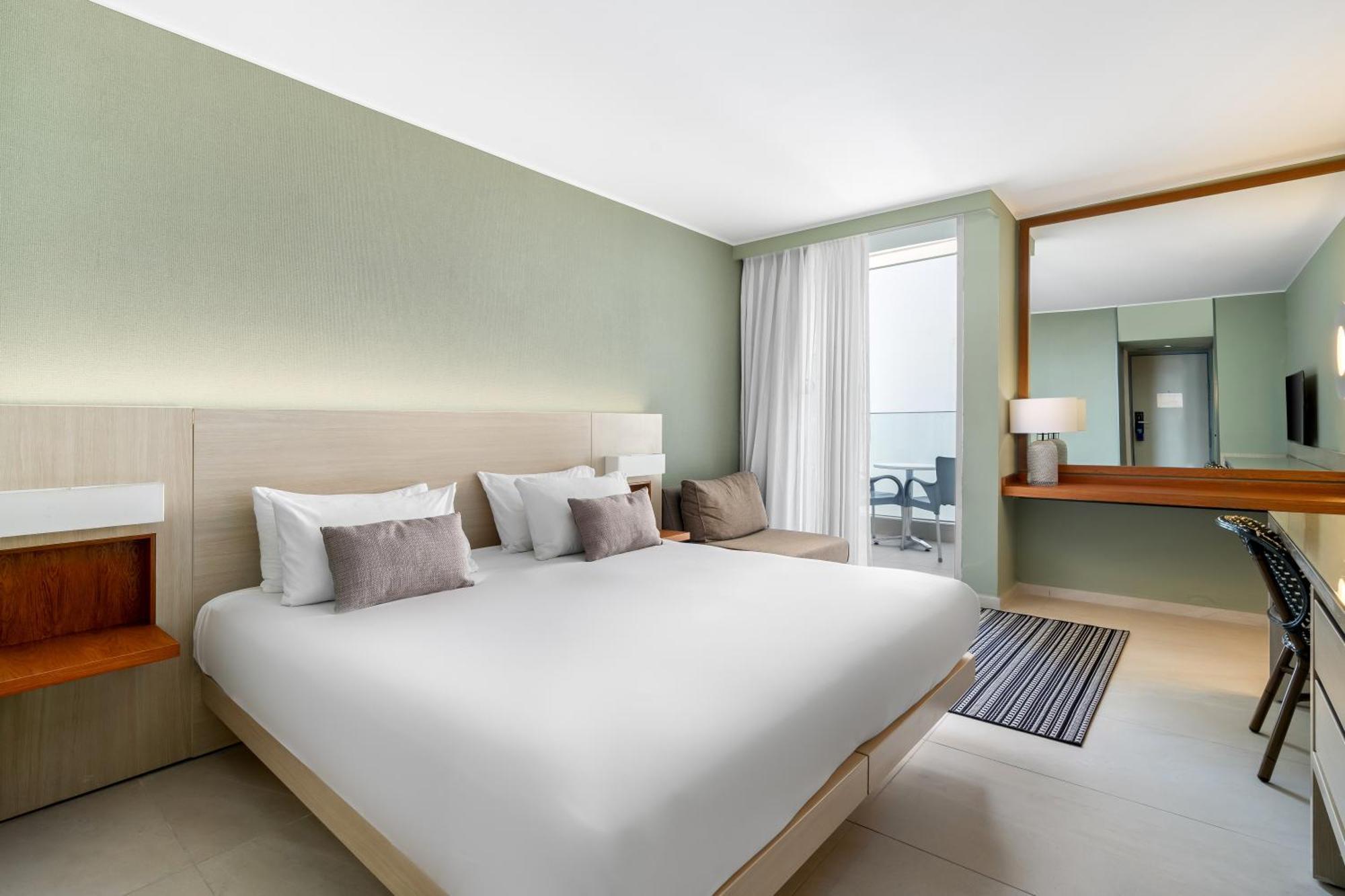 Double or Twin Room with Pool View