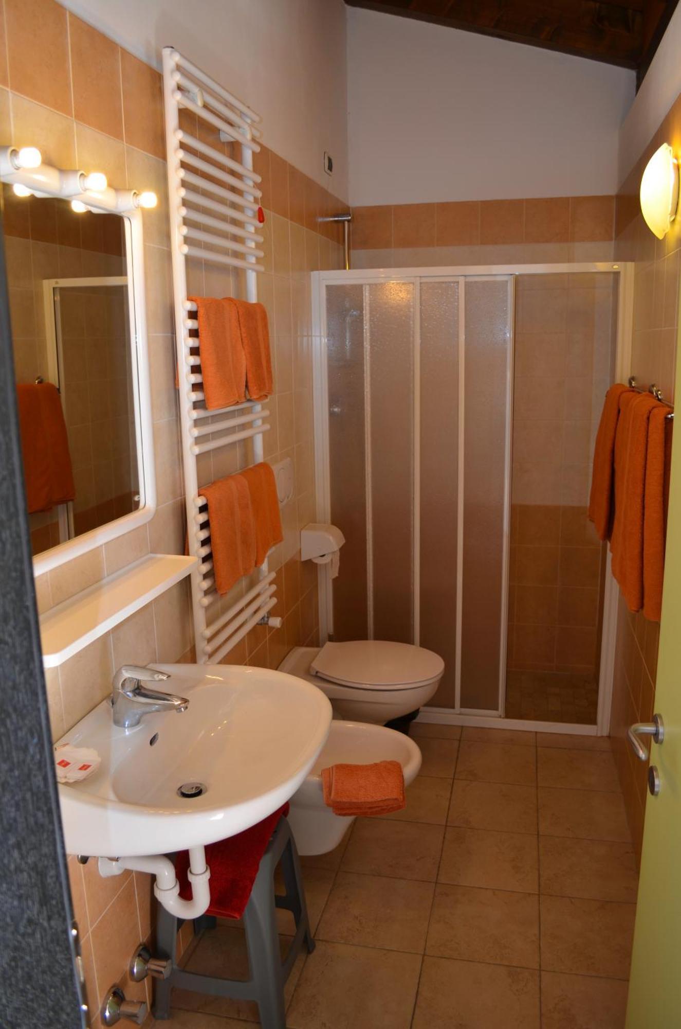 Two-Bedroom Apartment Lake View