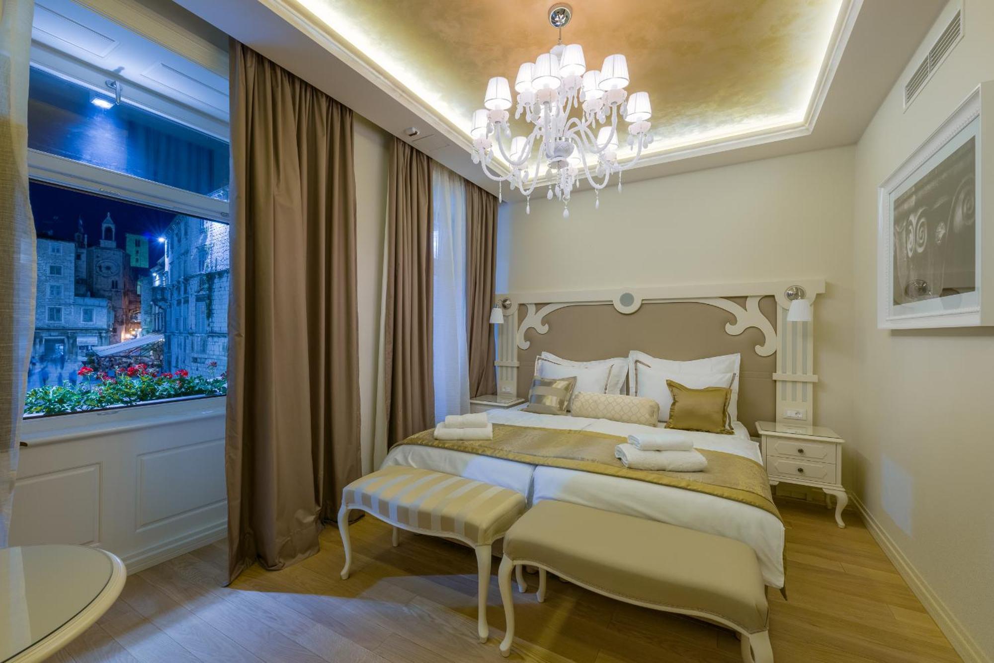 Deluxe Tweepersoonskamer met 1 of 2 Bedden en Uitzicht op de Stad