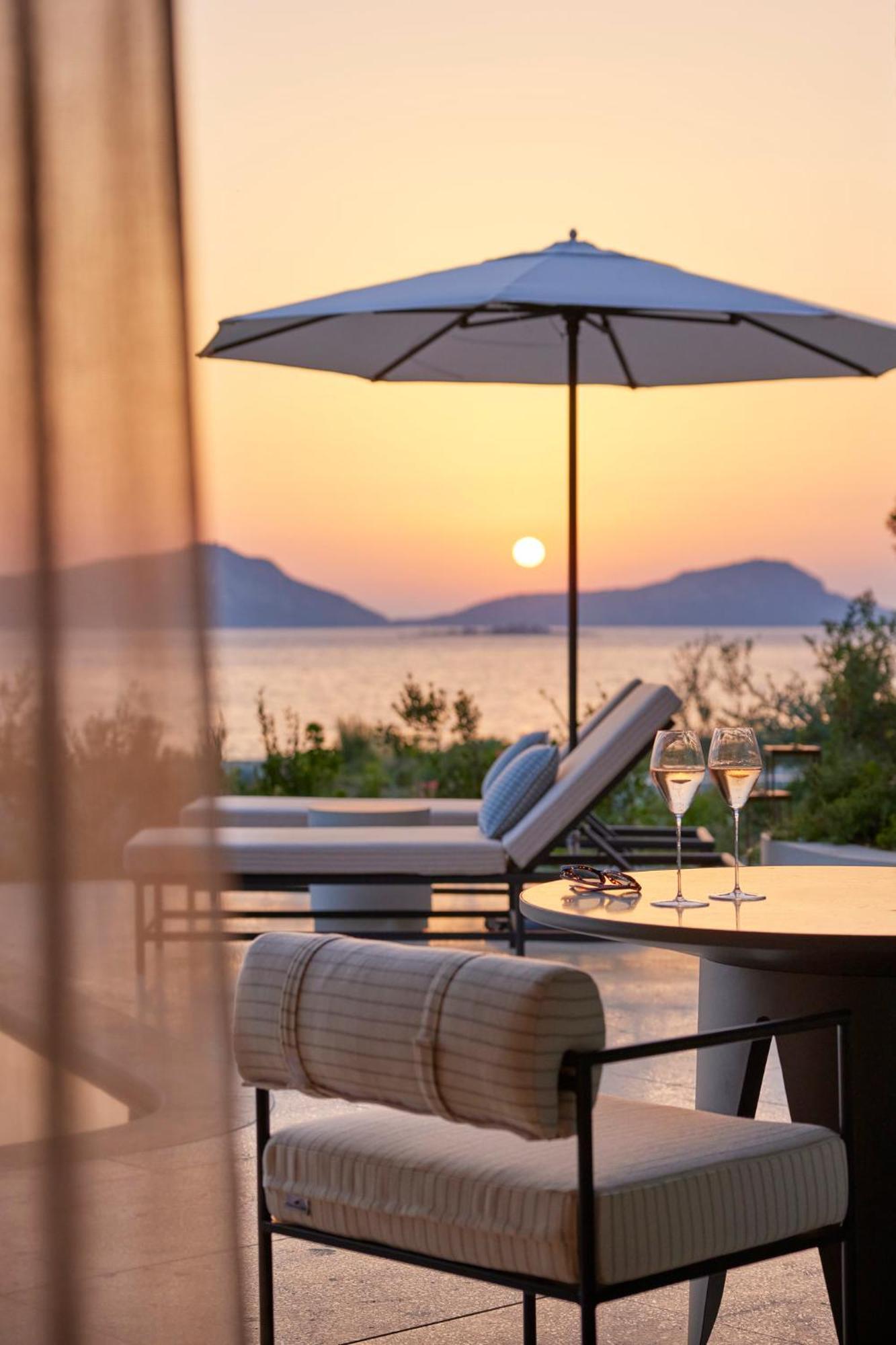 Bay View Pool Villa