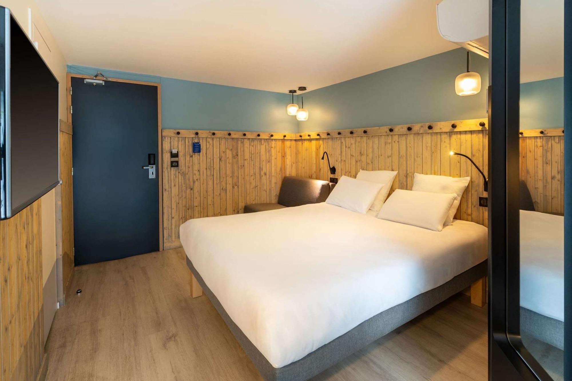 Standaard Kamer met Queensize Bed en Slaapbank - Rookvrij