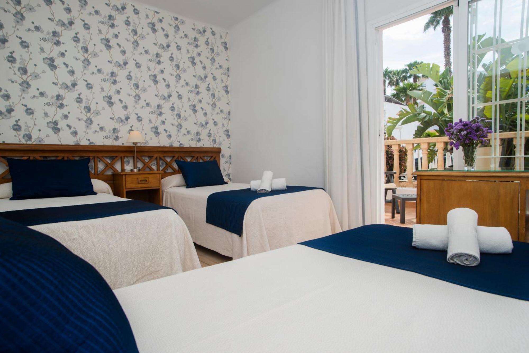 Double or Twin Room (2 Adults + 1 Child)