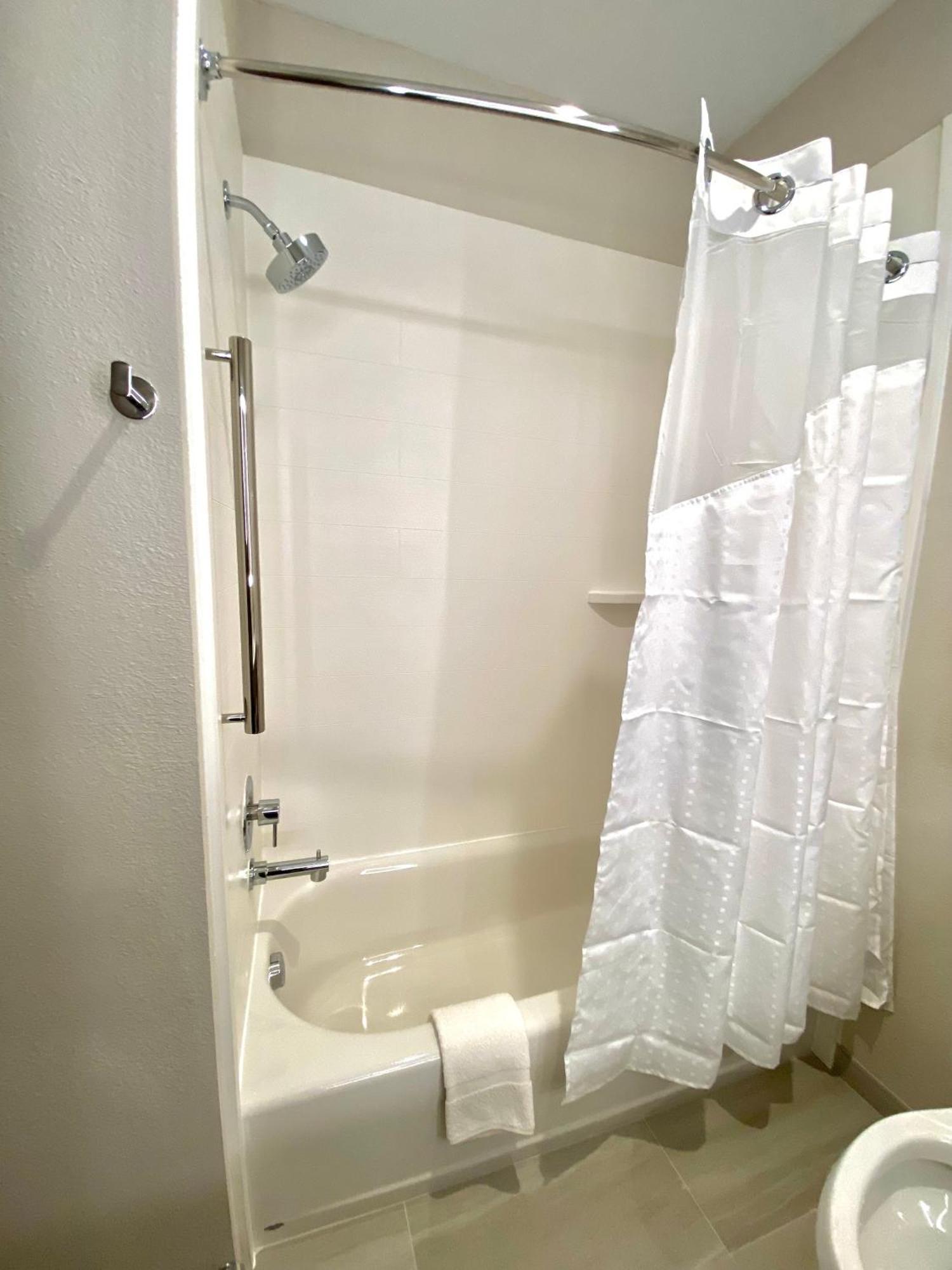 Standard Queen Room with Two Queen Beds and Bath/Shower